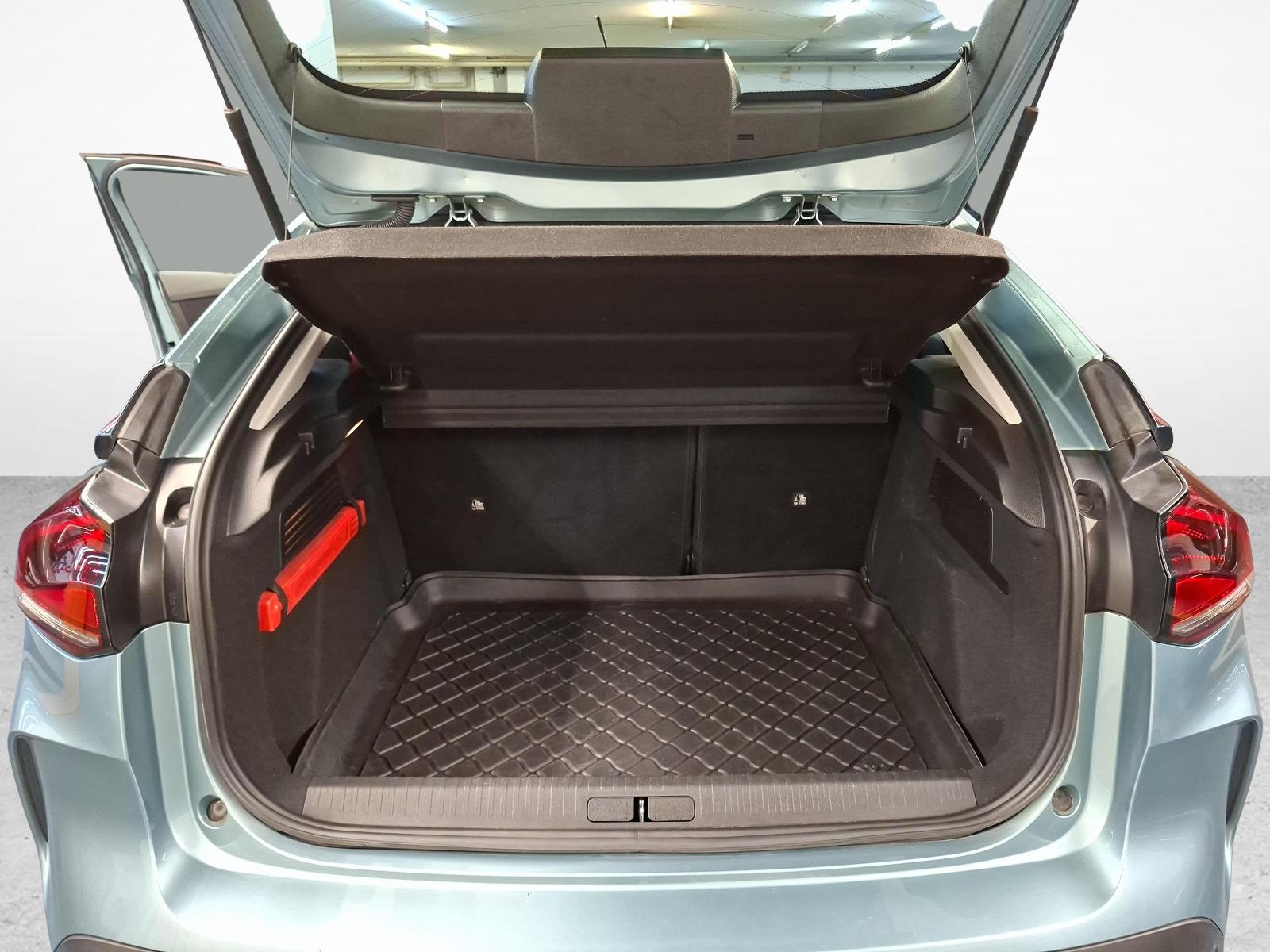 CITROEN C4 1.2 PureTech Swiss Edition-image-11