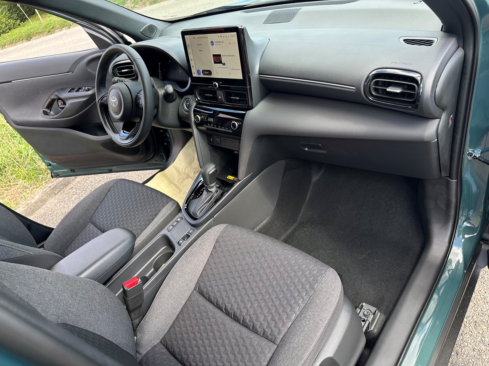 TOYOTA Yaris Cross 1.5 Trend e-CVT-image-5