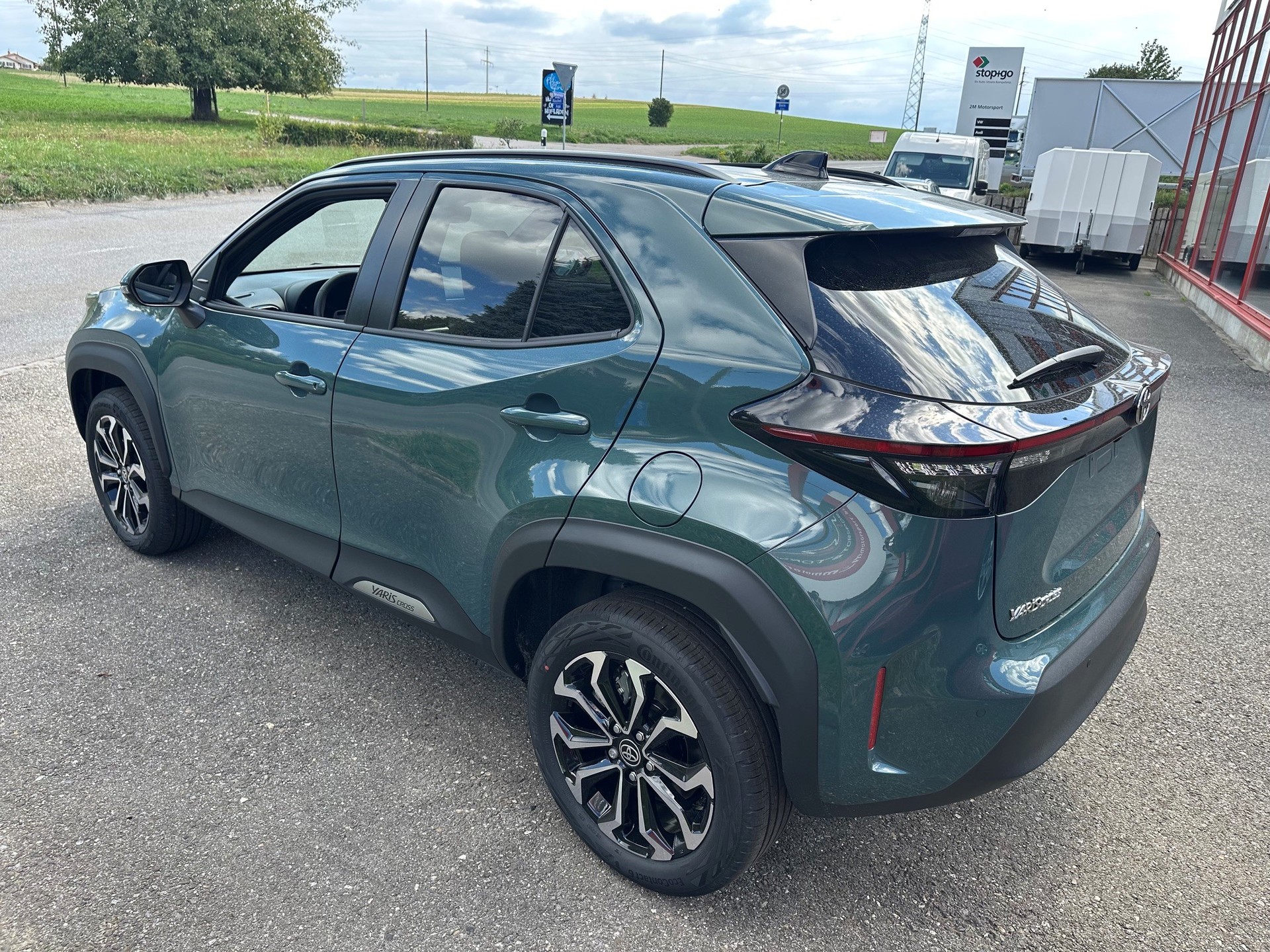 TOYOTA Yaris Cross 1.5 Trend e-CVT-image-2