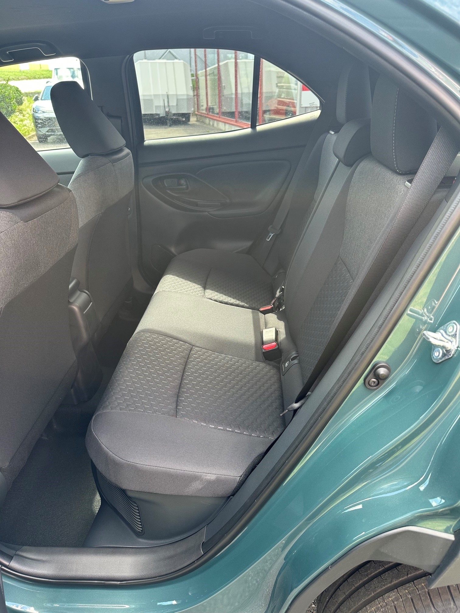 TOYOTA Yaris Cross 1.5 Trend e-CVT-image-6
