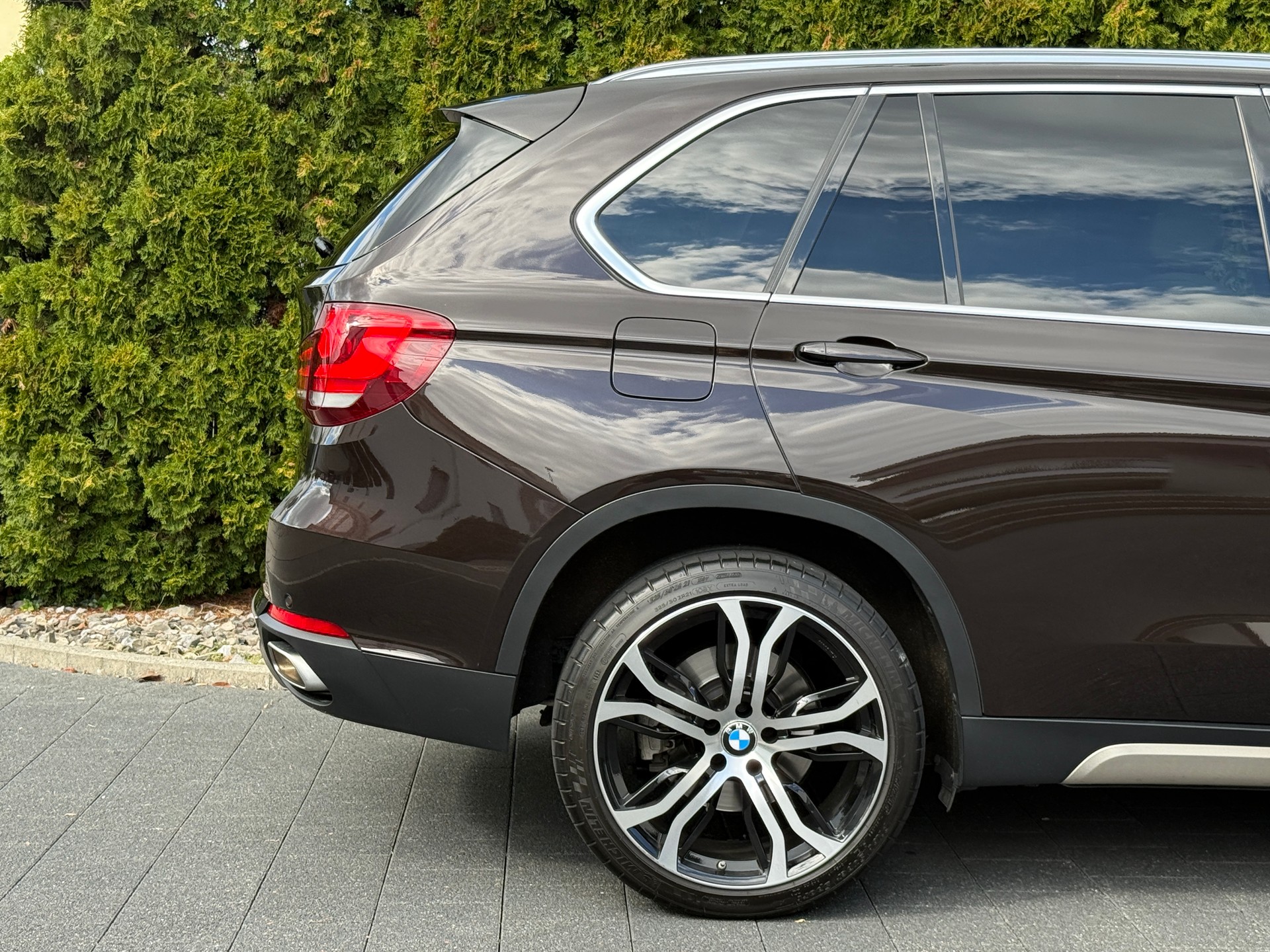 BMW X5 xDrive 40d Steptronic / Frisch ab MFK / AHK-image-10