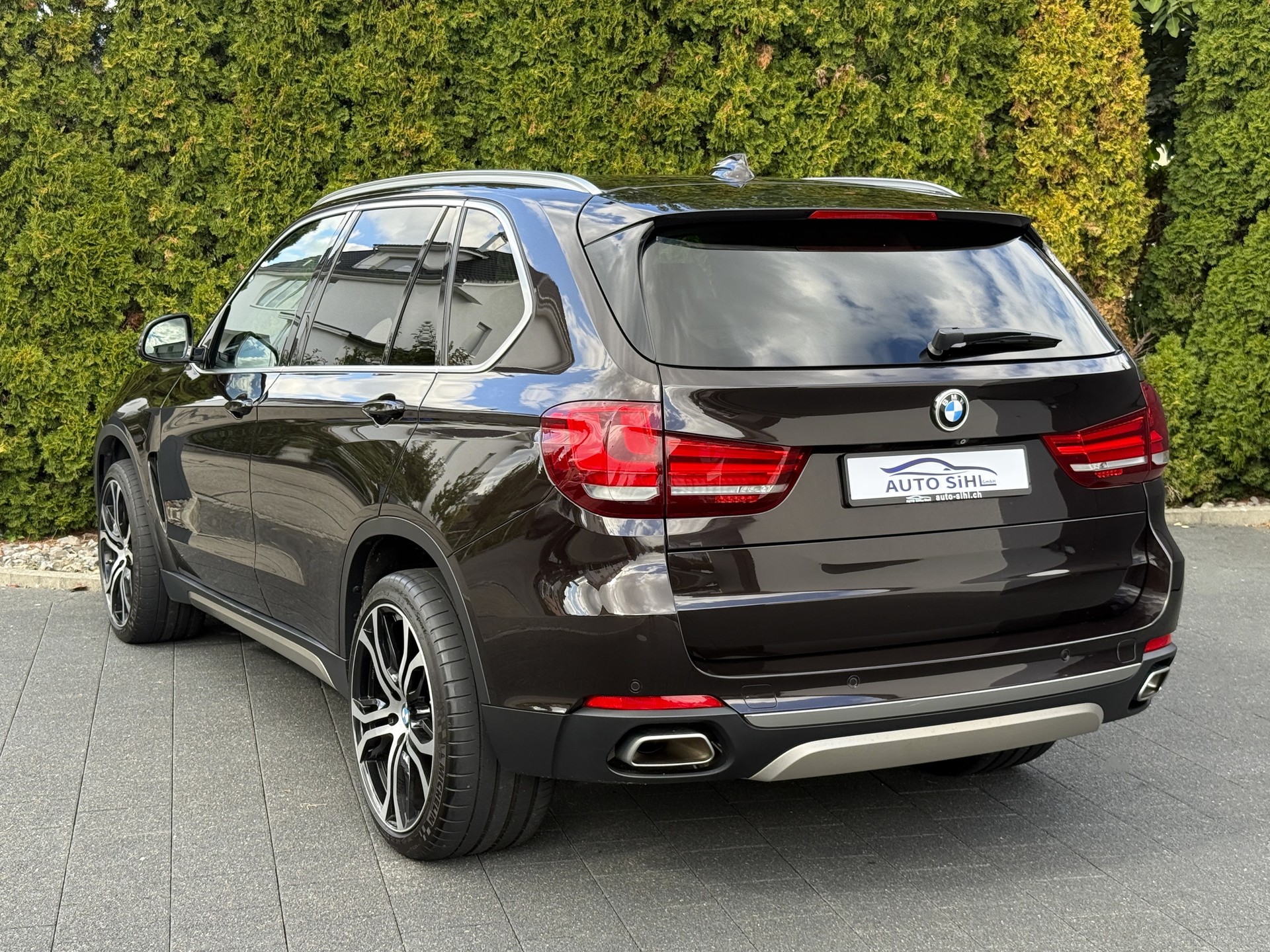 BMW X5 xDrive 40d Steptronic / Frisch ab MFK / AHK-image-14