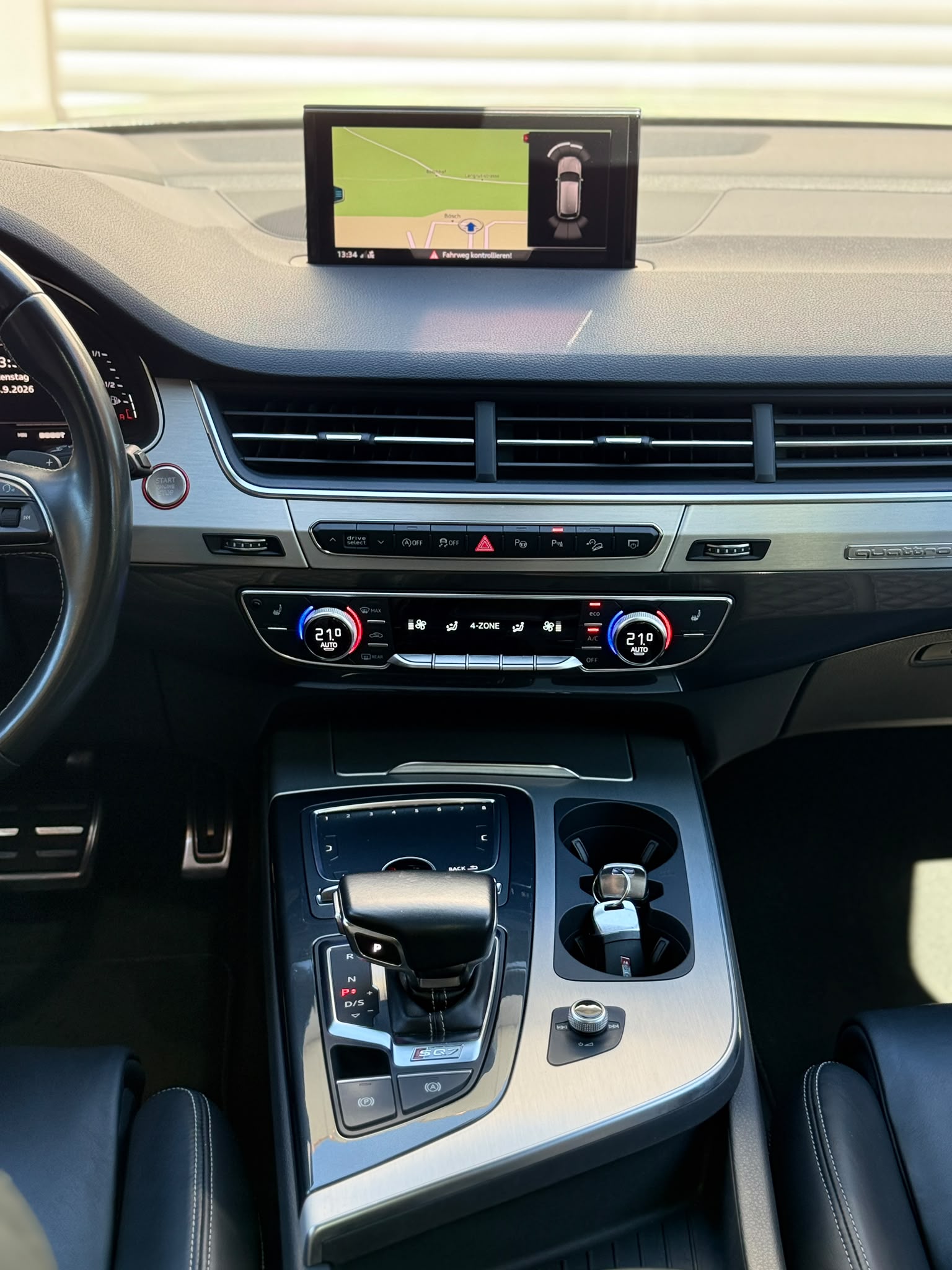 AUDI SQ7 4.0 V8 TDI quattro T-Tronic-image-15