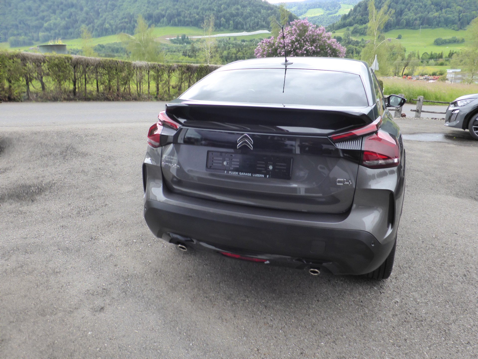 CITROEN C4 1.2 Pure Tech Shine Pack EAT8-image-4