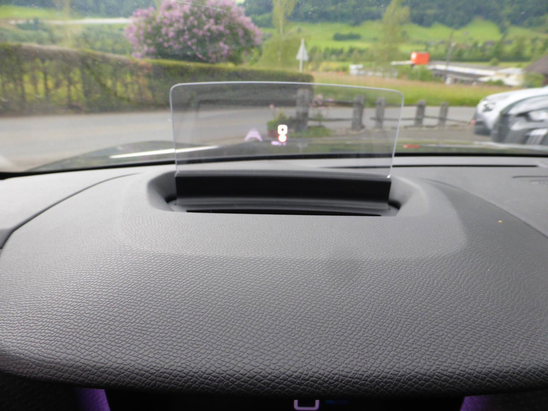 CITROEN C4 1.2 Pure Tech Shine Pack EAT8-image-11