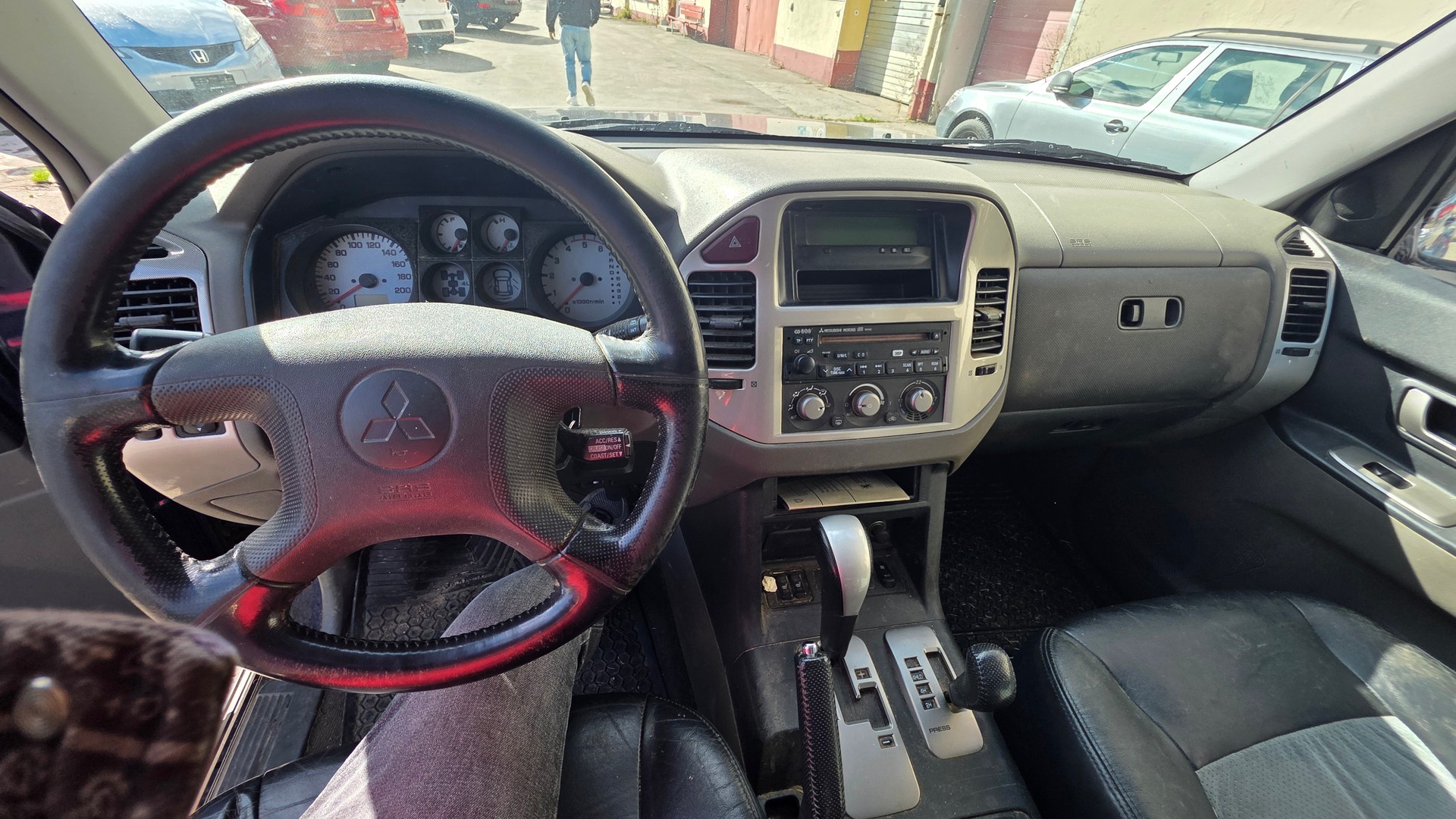 MITSUBISHI Pajero 3.2 DI-D Dakar-image-8