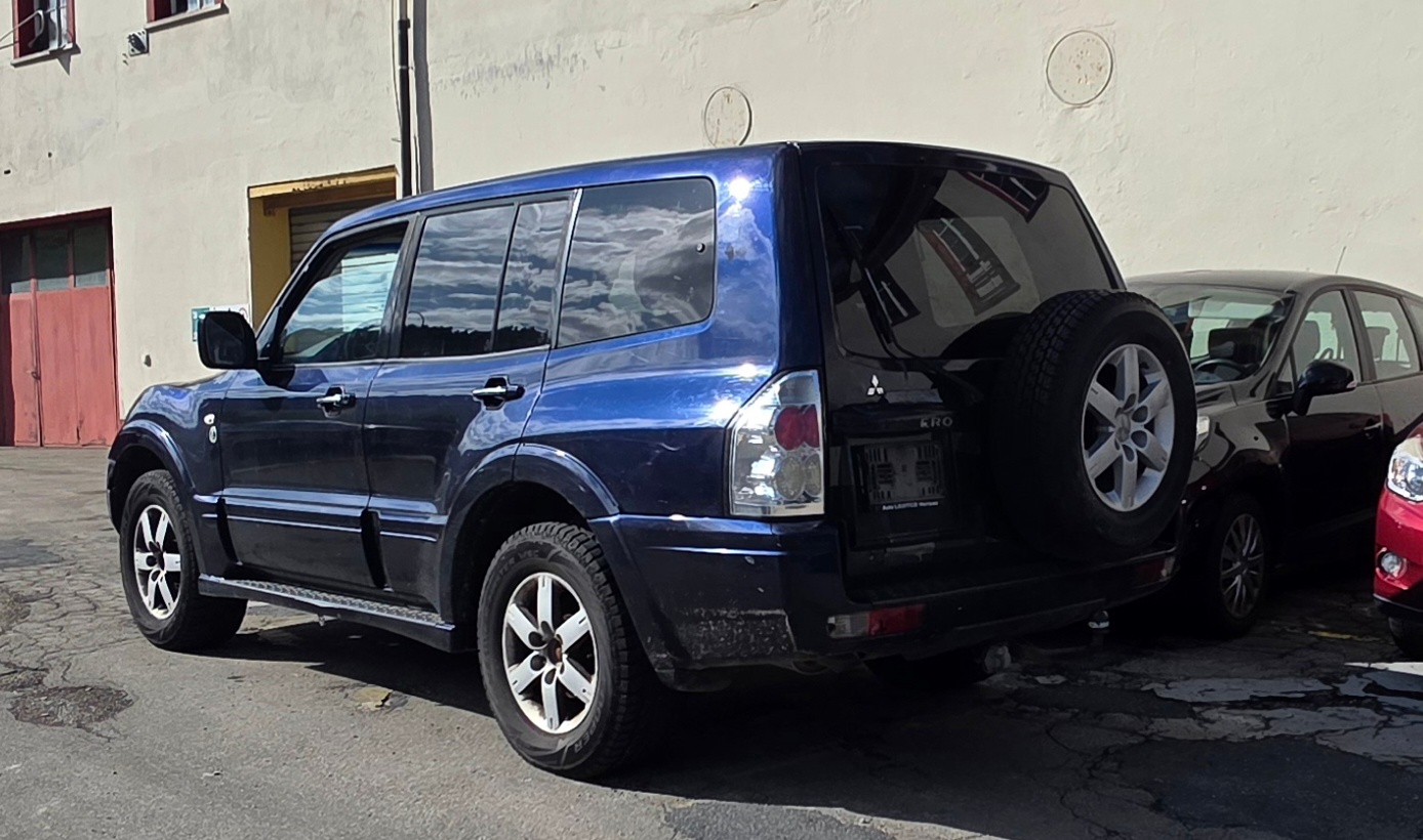 MITSUBISHI Pajero 3.2 DI-D Dakar-image-3