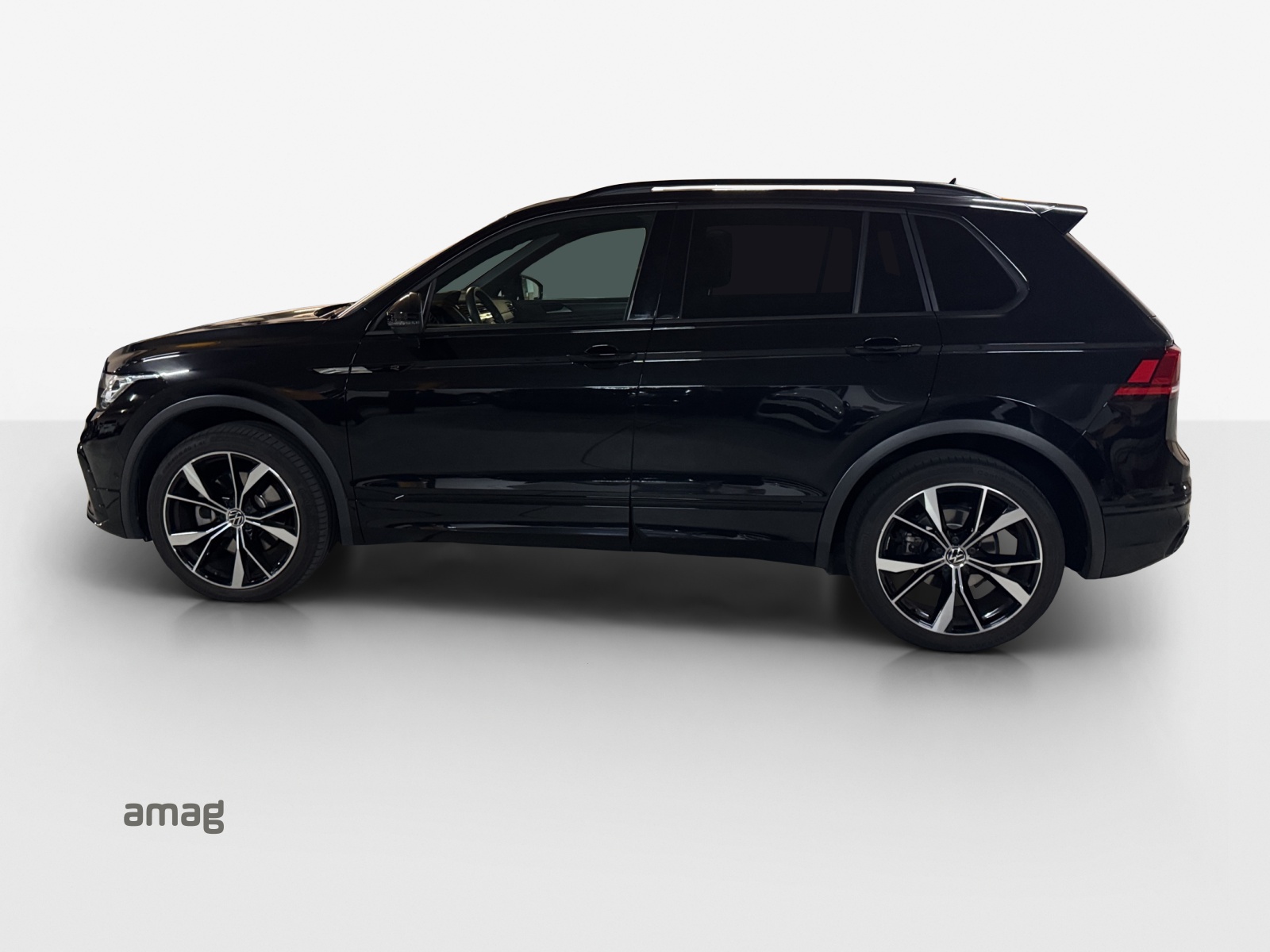 VW Tiguan 2.0TSI R-Line 4Motion DSG-image-1