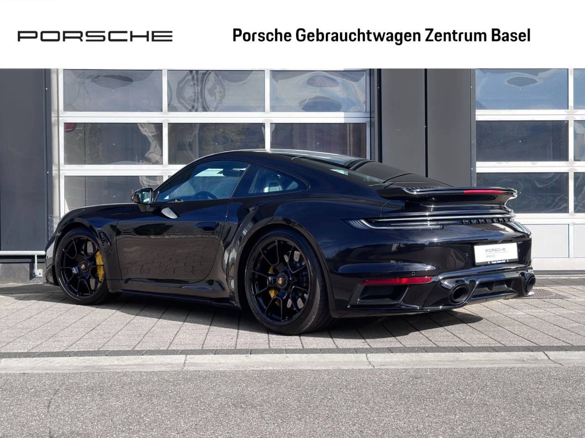 PORSCHE 911 Turbo S-showroom-element-2