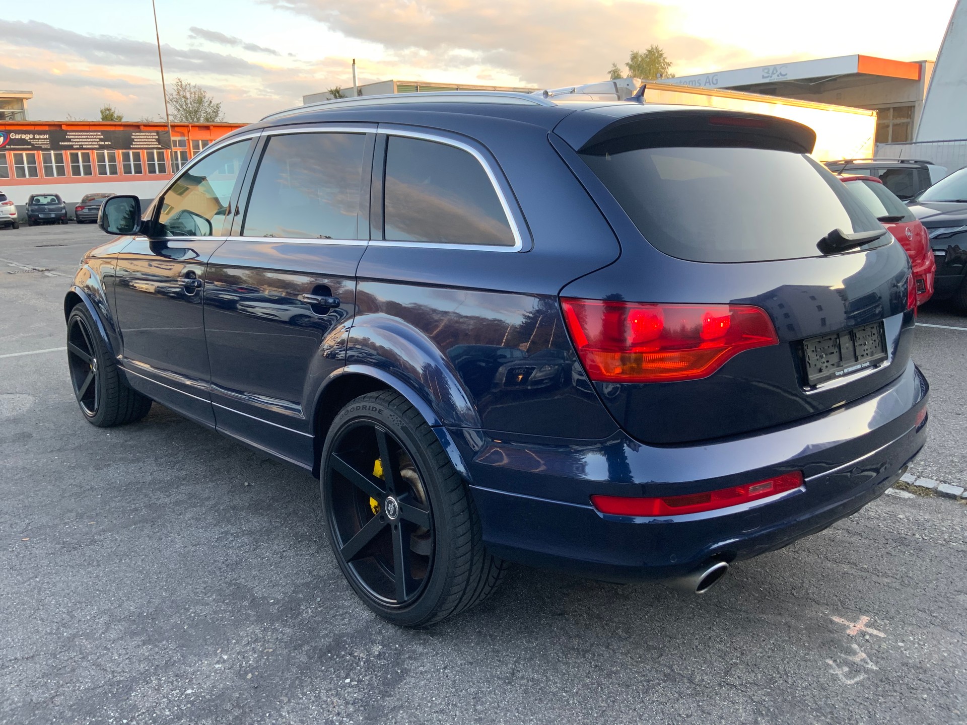 AUDI Q7 4.2 TDI quattro tiptronic-image-5
