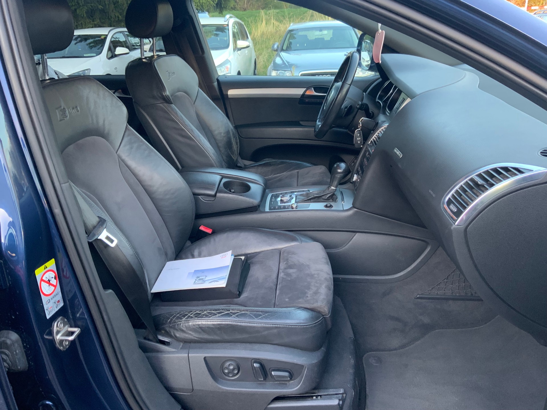 AUDI Q7 4.2 TDI quattro tiptronic-image-13