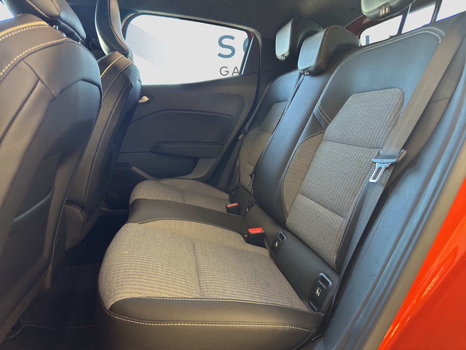 RENAULT CLIO 1.6 E-Tech techno-image-7