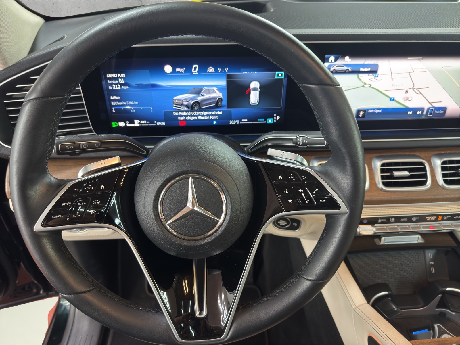 MERCEDES-BENZ GLE 300 d 4Matic 9G-Tronic-image-8