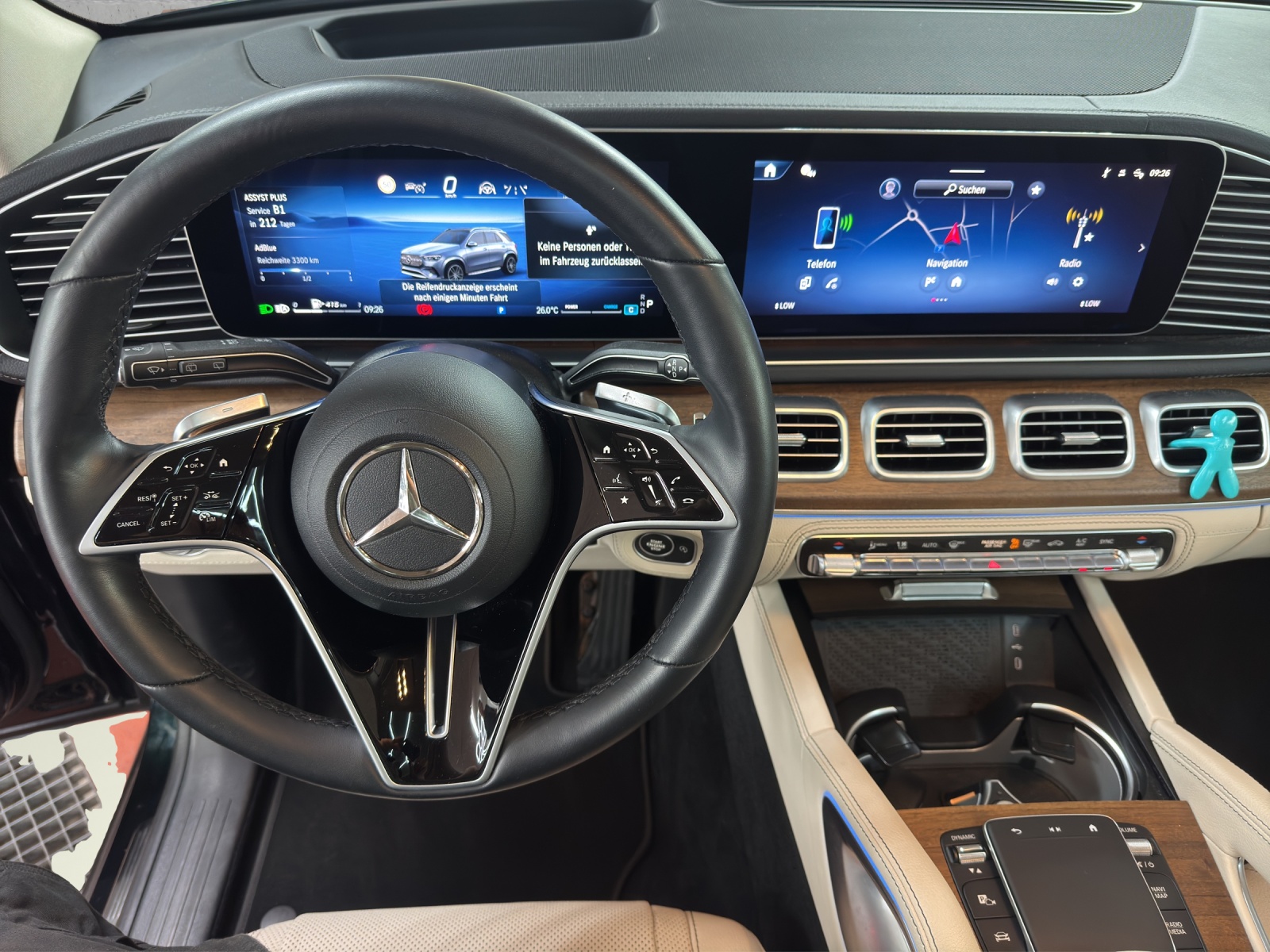 MERCEDES-BENZ GLE 300 d 4Matic 9G-Tronic-image-9