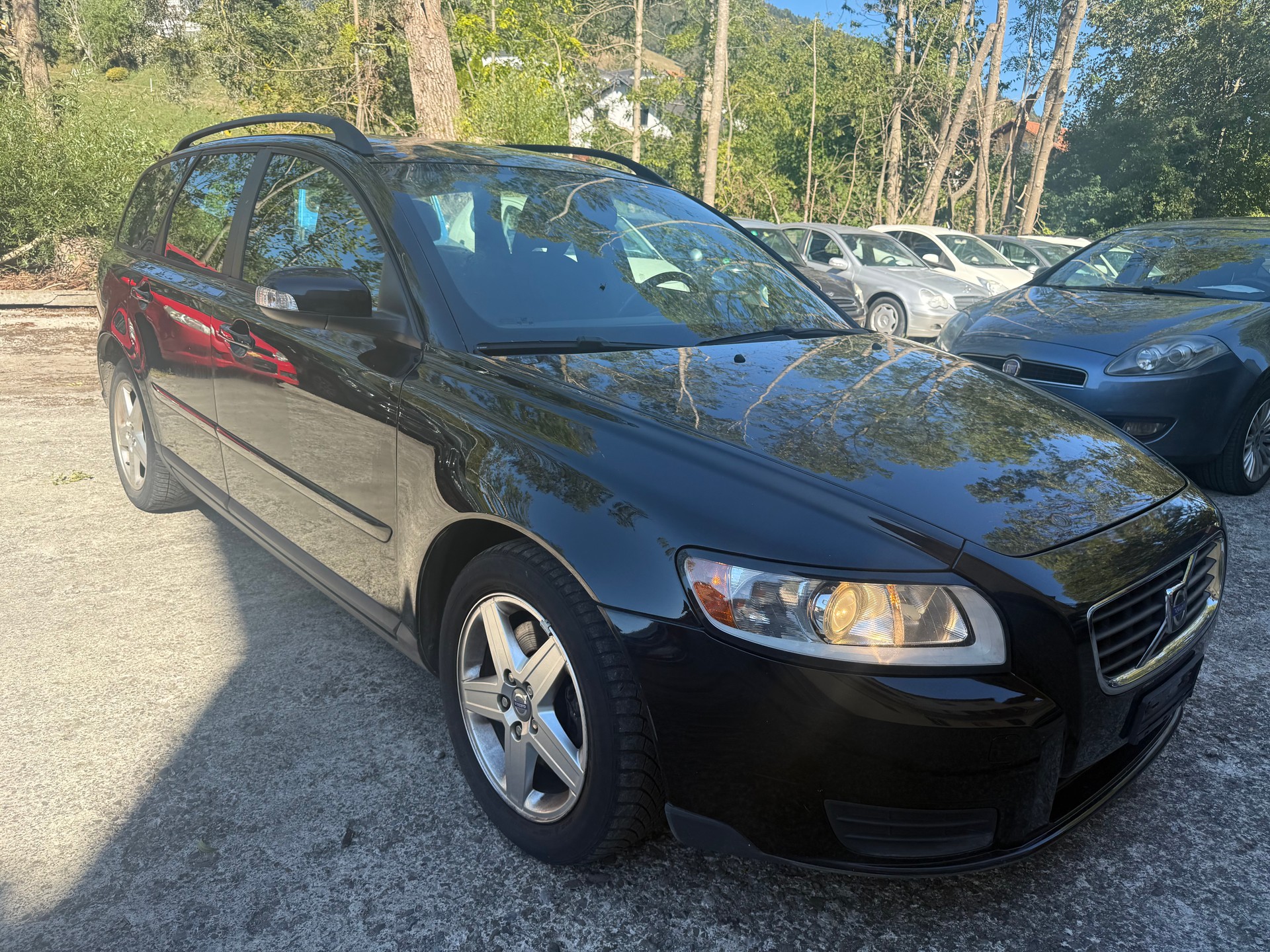VOLVO V50 2.0D-image-2