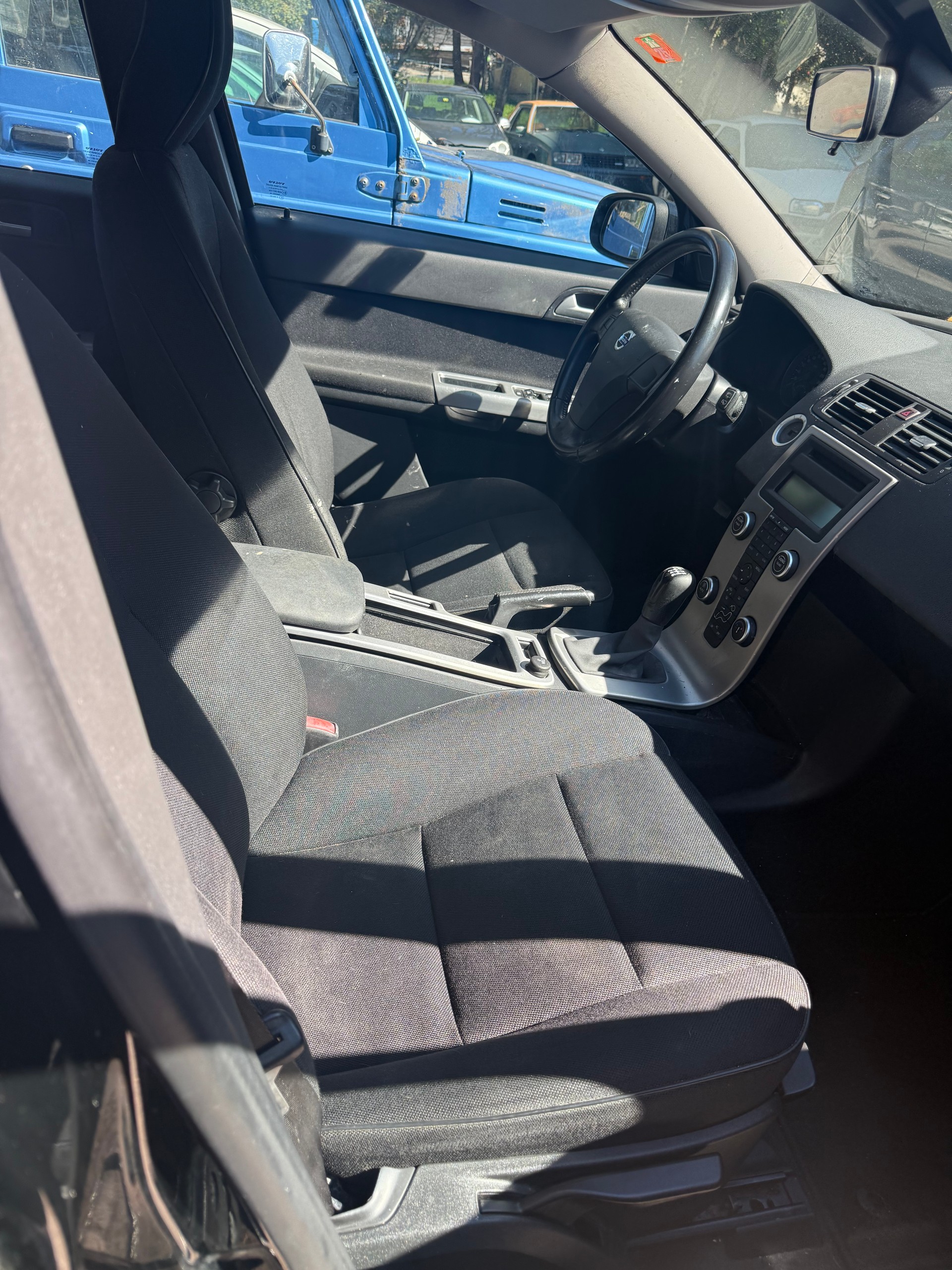 VOLVO V50 2.0D-image-7