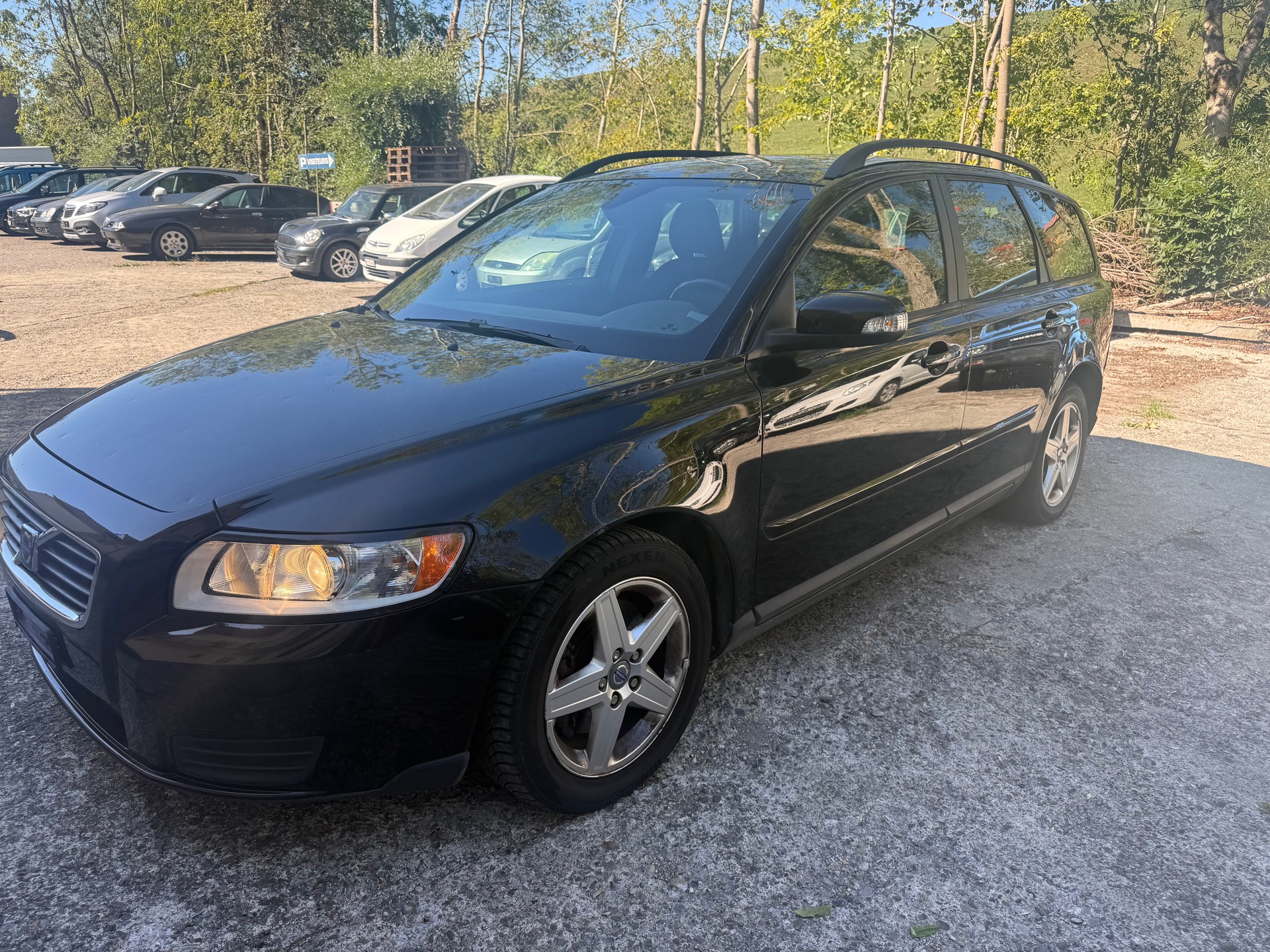 VOLVO V50 2.0D-image-0