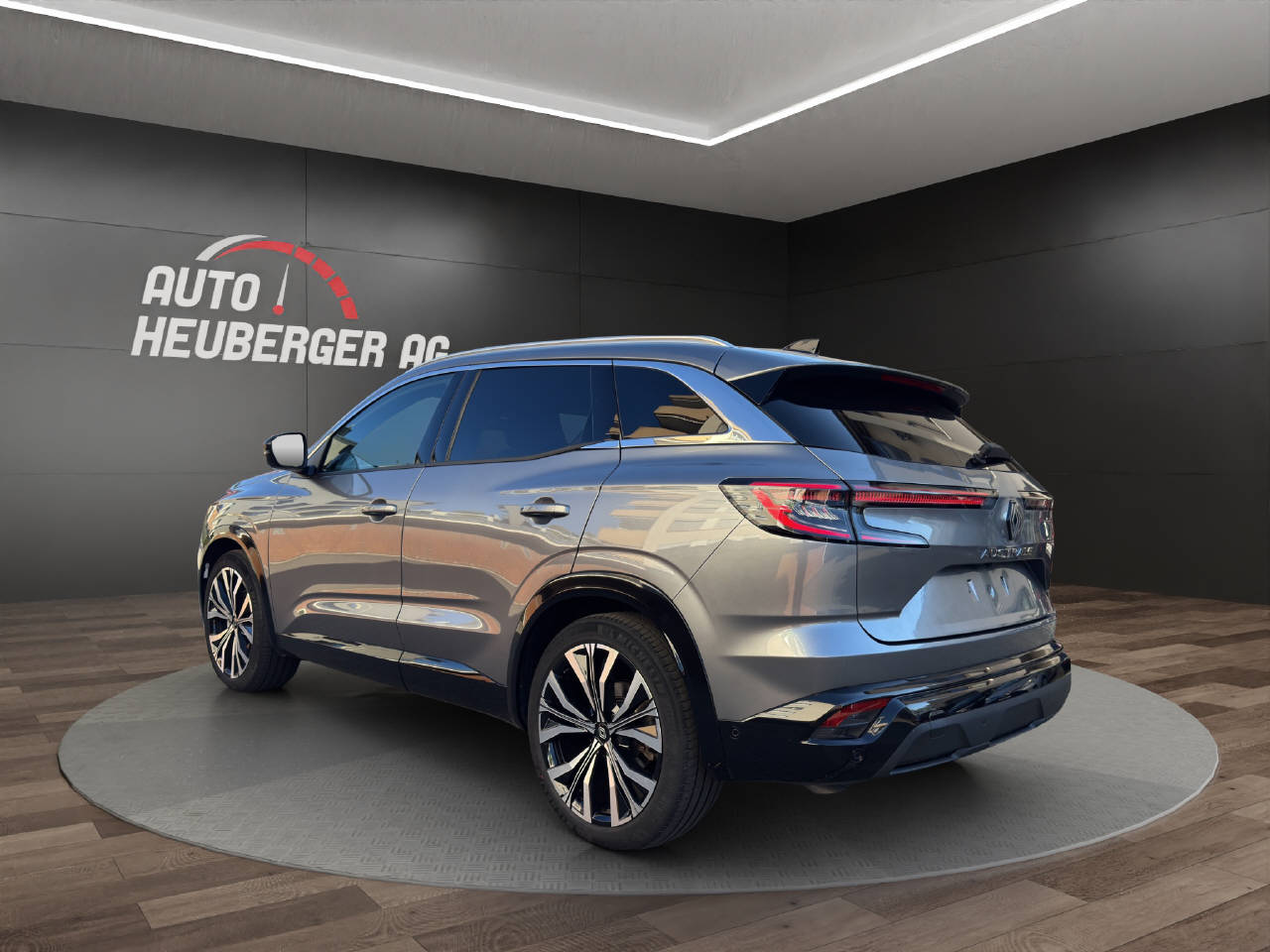 RENAULT Austral 1.2 E-Tech iconic-showroom-element-1