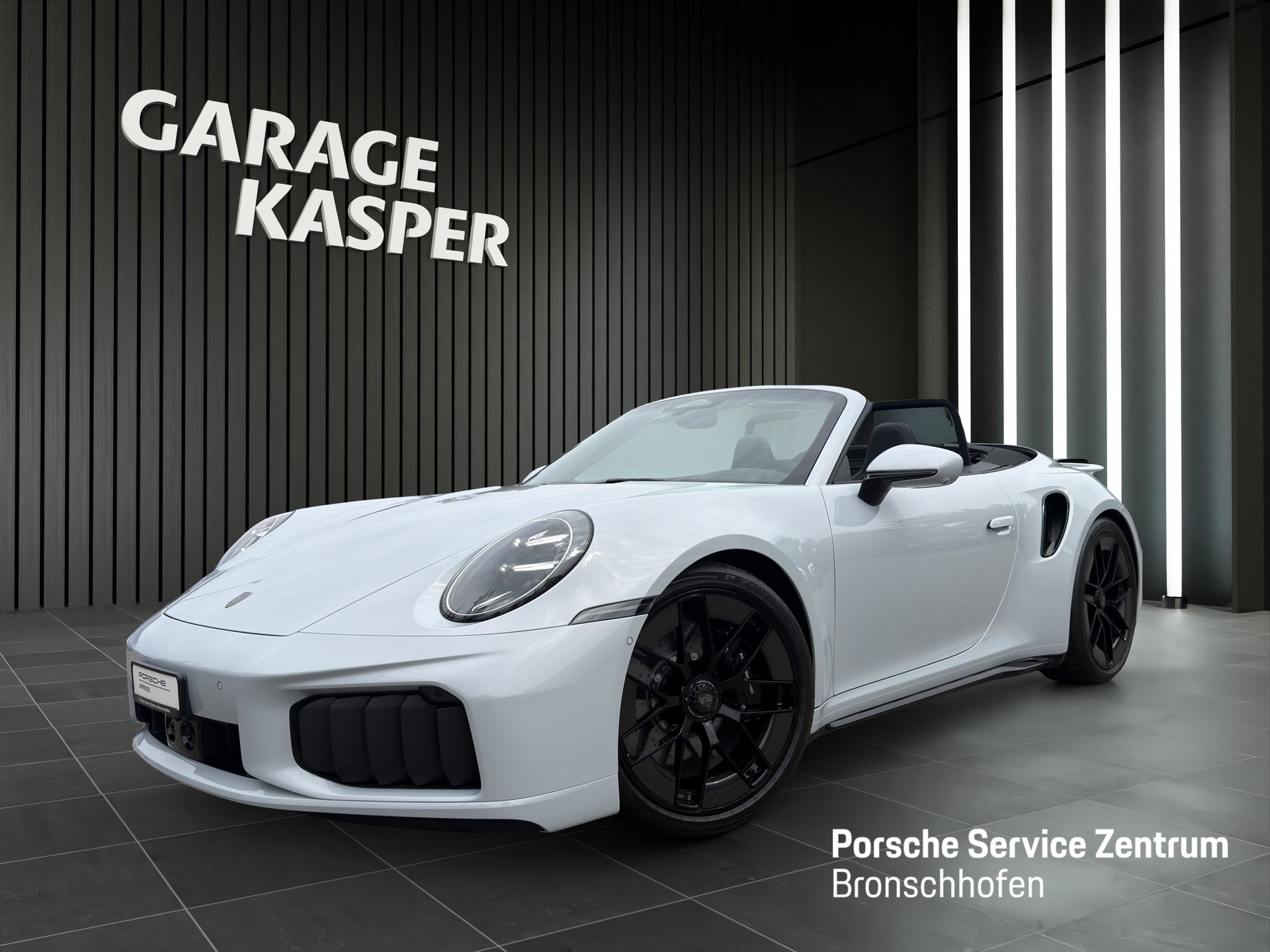 PORSCHE 911 Turbo S Cabriolet-image-0
