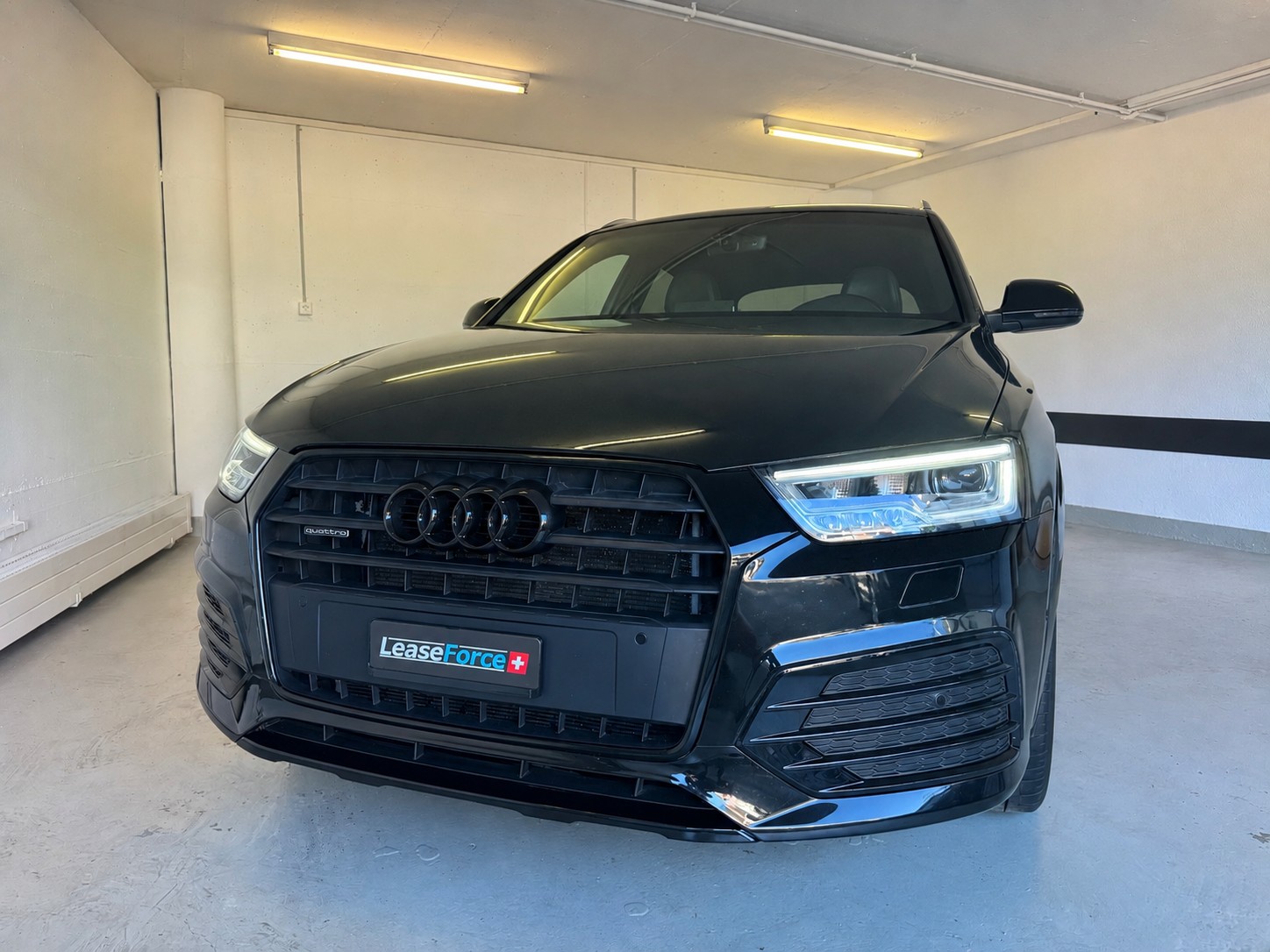 AUDI Q3 2.0 TDI sport quattro S-tronic