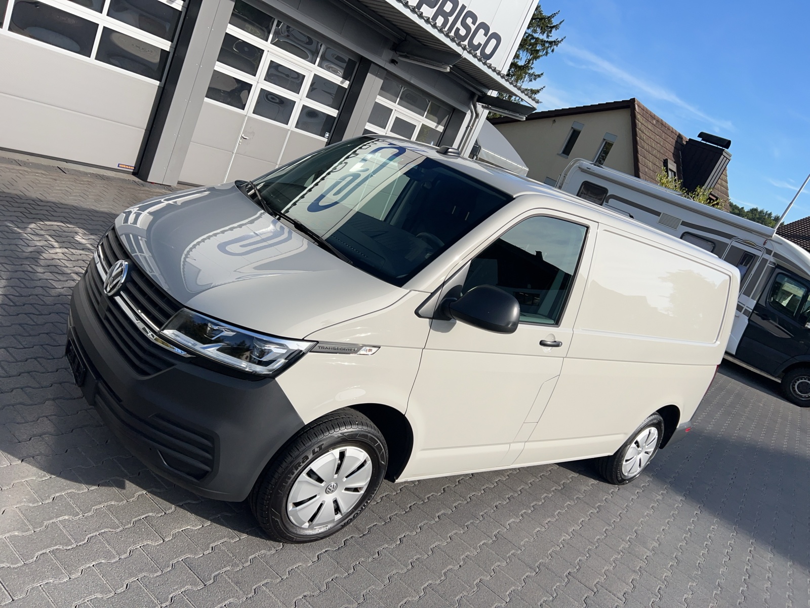 VW T6.1 2.0 TDI 4Motion DSG-image-15