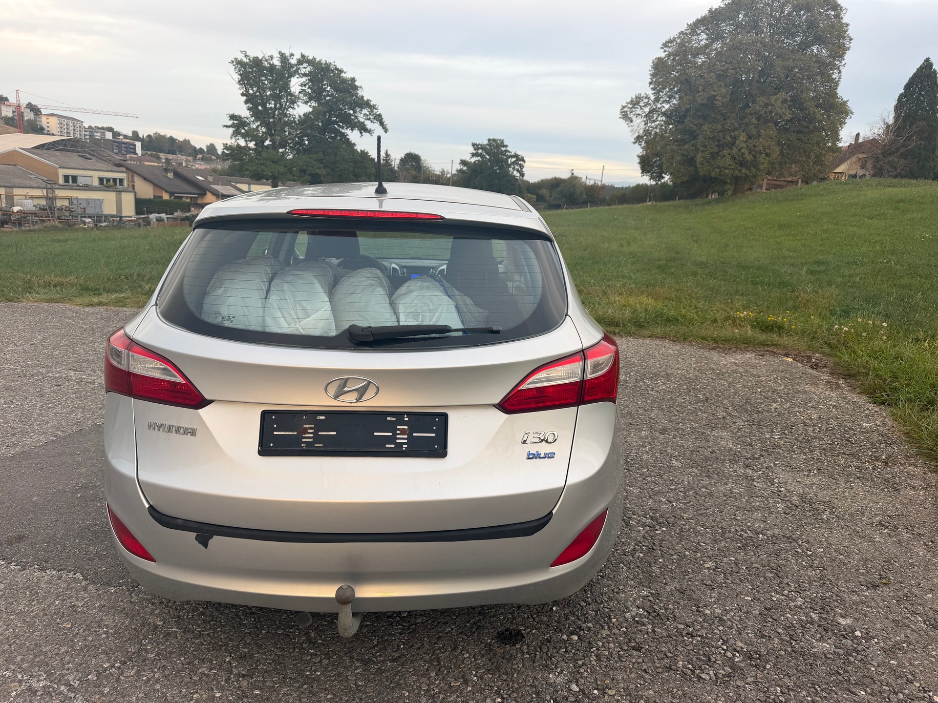 HYUNDAI i30 Wagon 1.4 Comfort-image-3