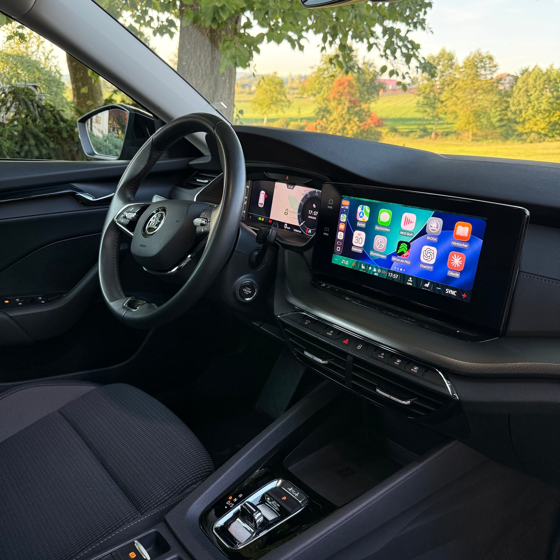 SKODA Octavia Combi 2.0 TDI DSG Ambition 4x4-image-7