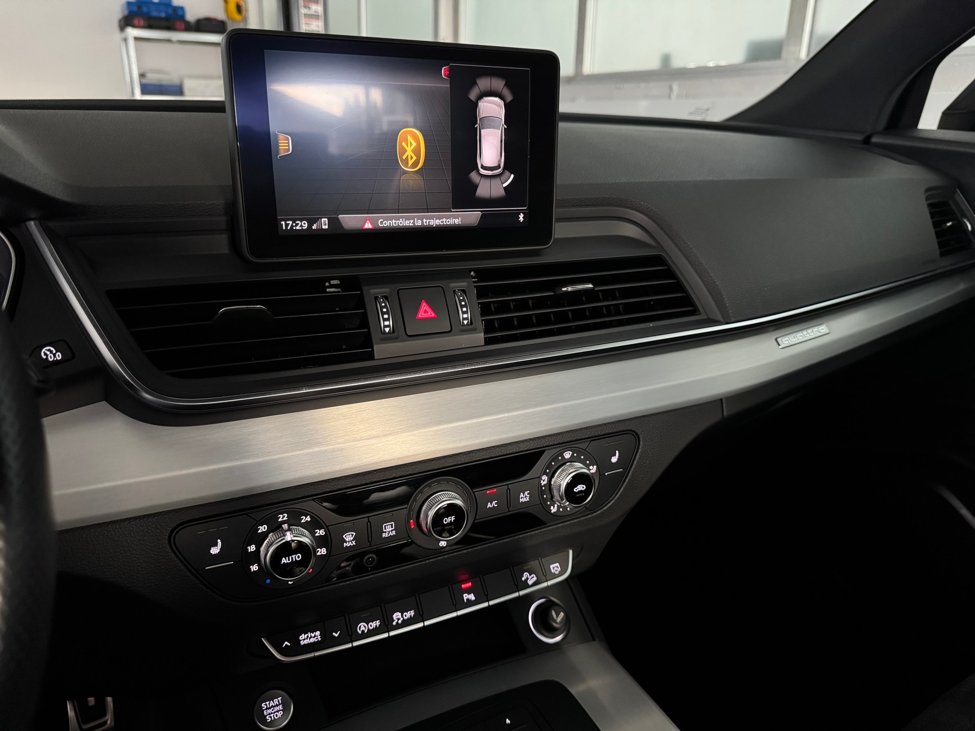 AUDI Q5 2.0 TDI sport quattro S-tronic-image-11