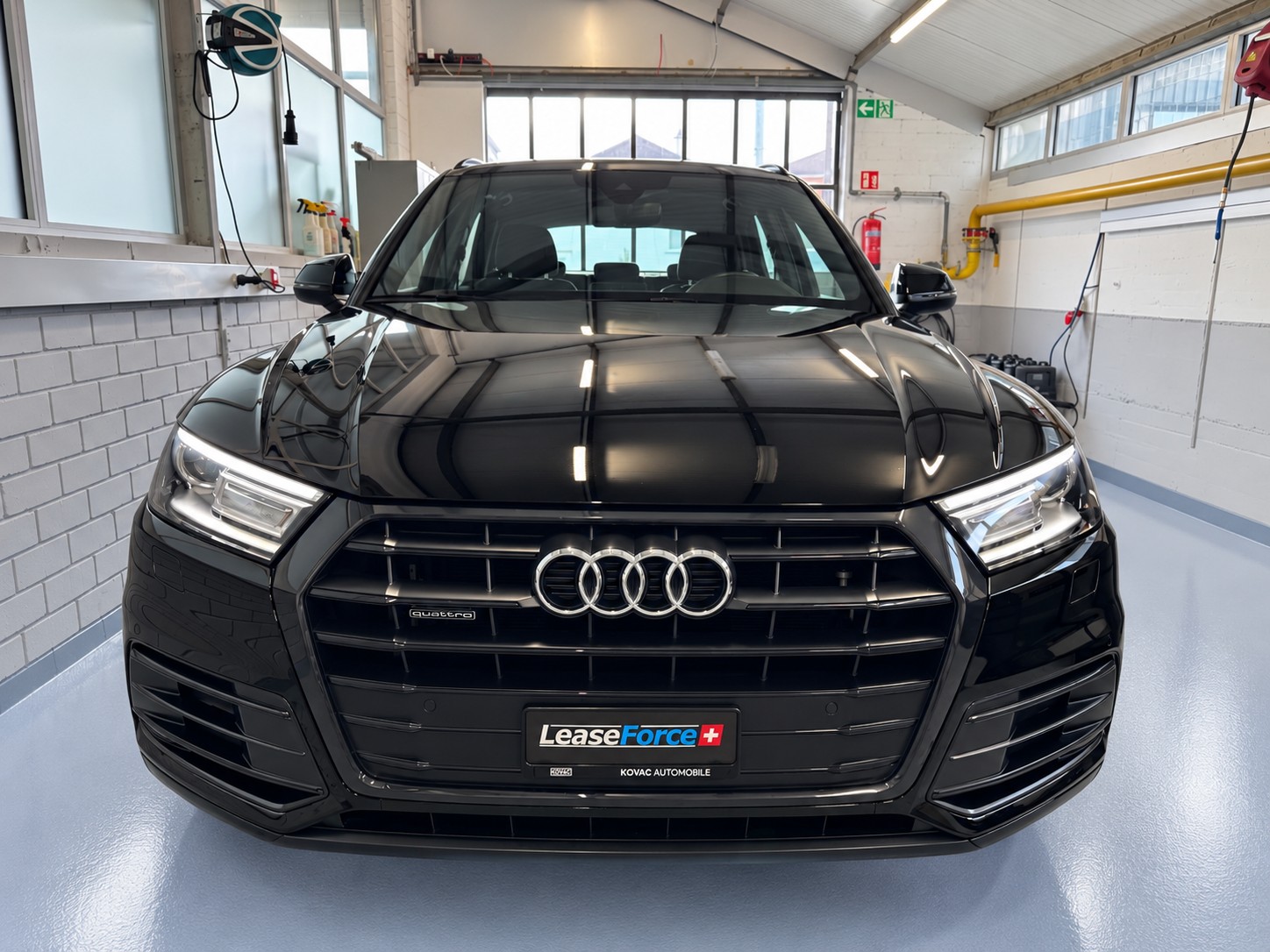 AUDI Q5 2.0 TDI sport quattro S-tronic-image-1