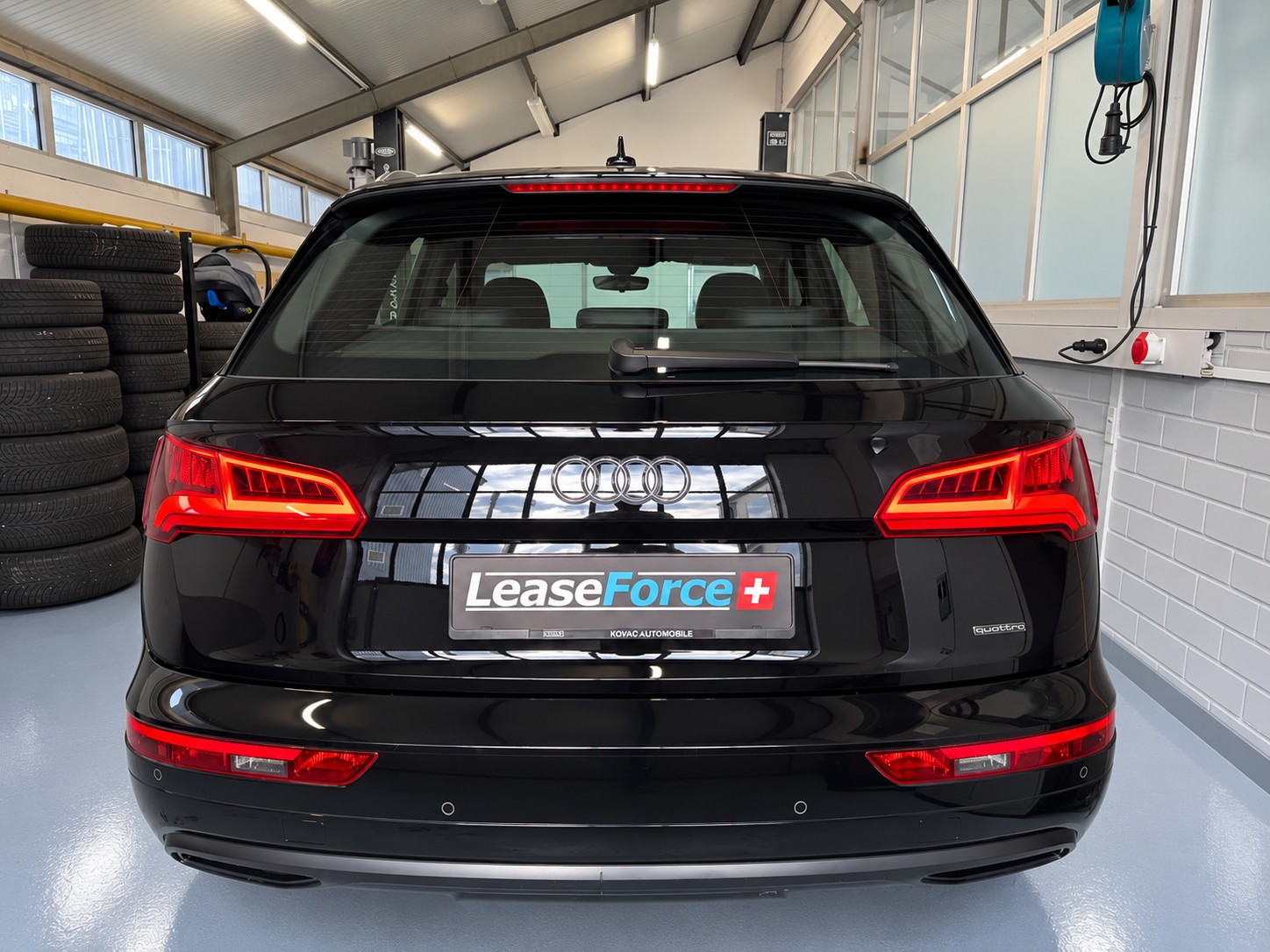 AUDI Q5 2.0 TDI sport quattro S-tronic-image-3