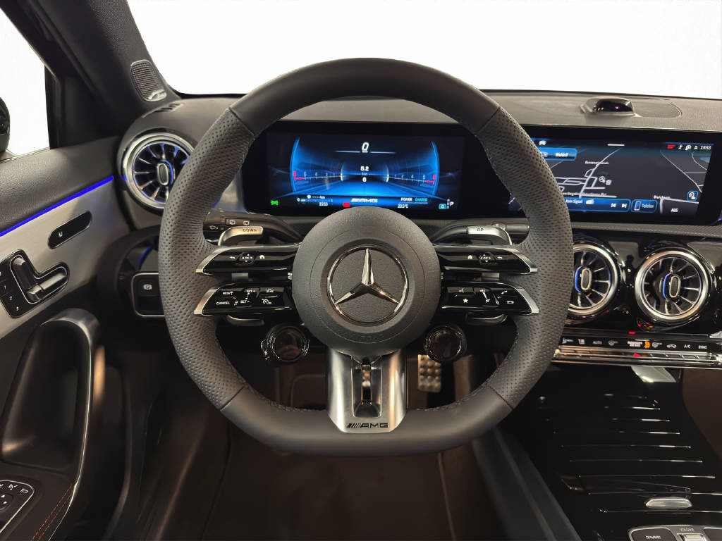 MERCEDES-BENZ A 35 AMG 4Matic-image-11
