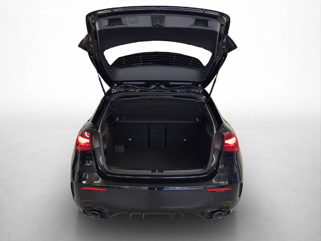 MERCEDES-BENZ A 35 AMG 4Matic-image-8