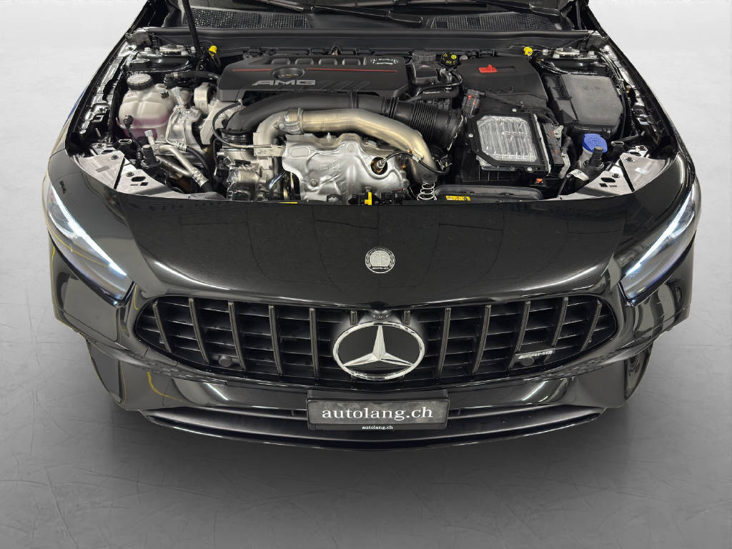 MERCEDES-BENZ A 35 AMG 4Matic-image-9