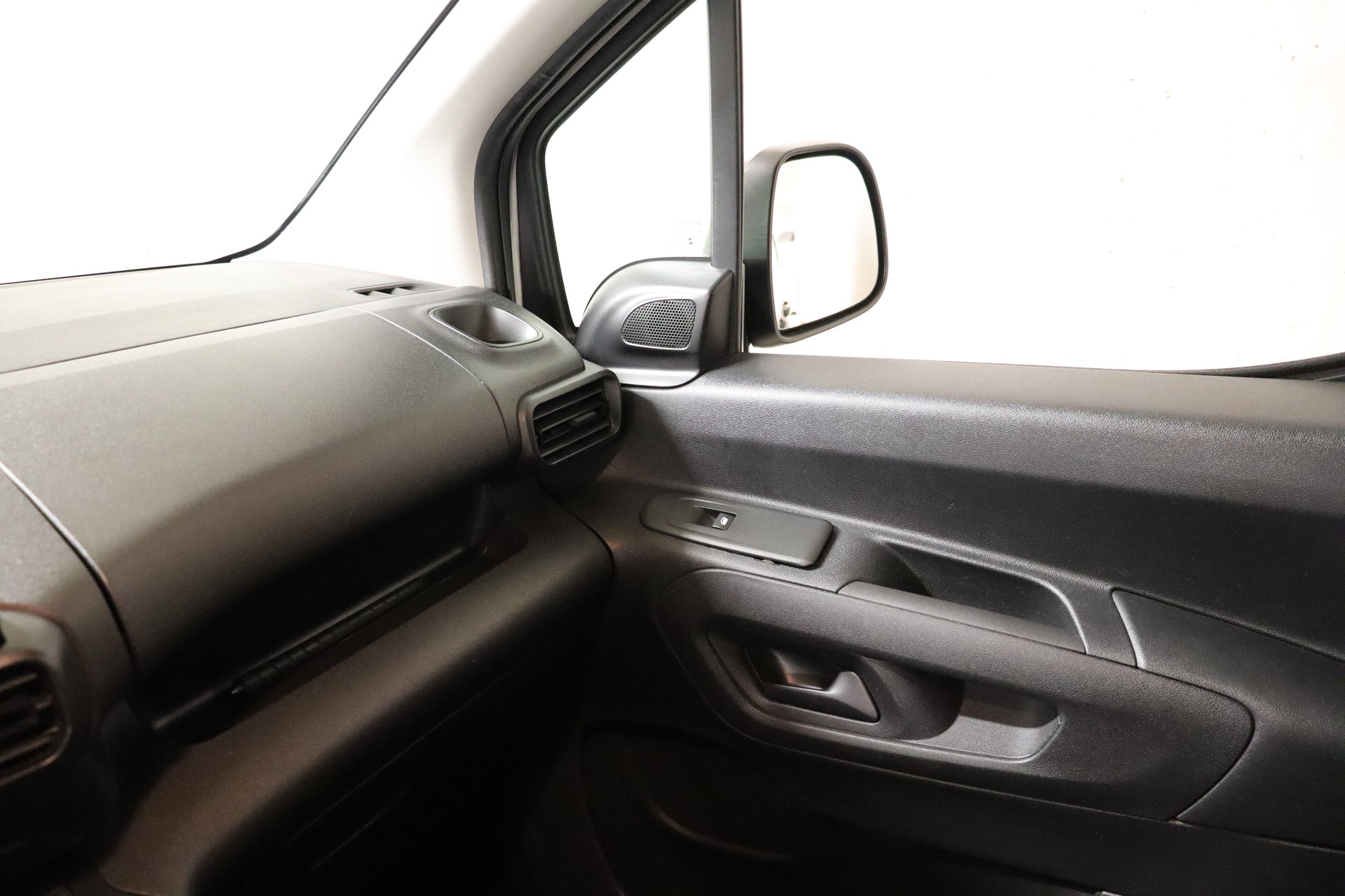 PEUGEOT Partner 1.6 Blue HDi Access 650kg-image-15