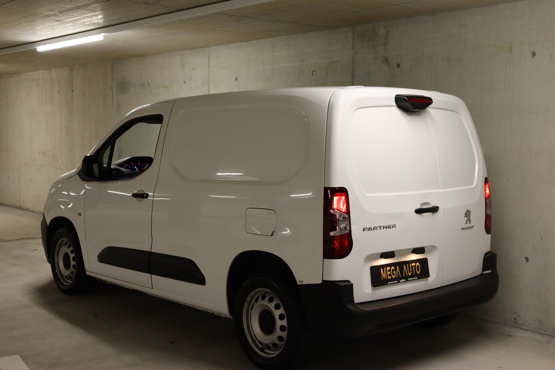 PEUGEOT Partner 1.6 Blue HDi Access 650kg-image-6