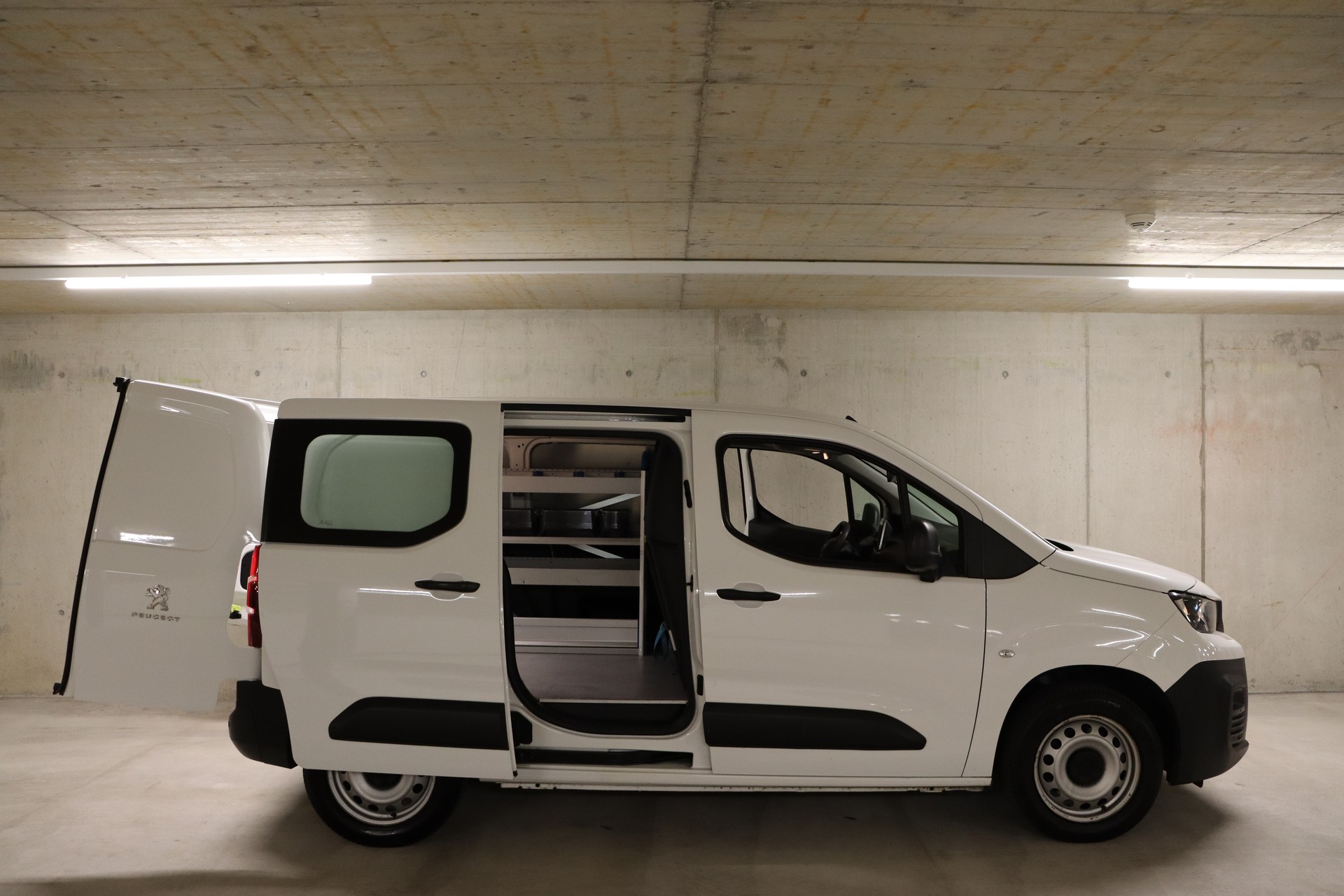 PEUGEOT Partner 1.6 Blue HDi Access 650kg-image-24