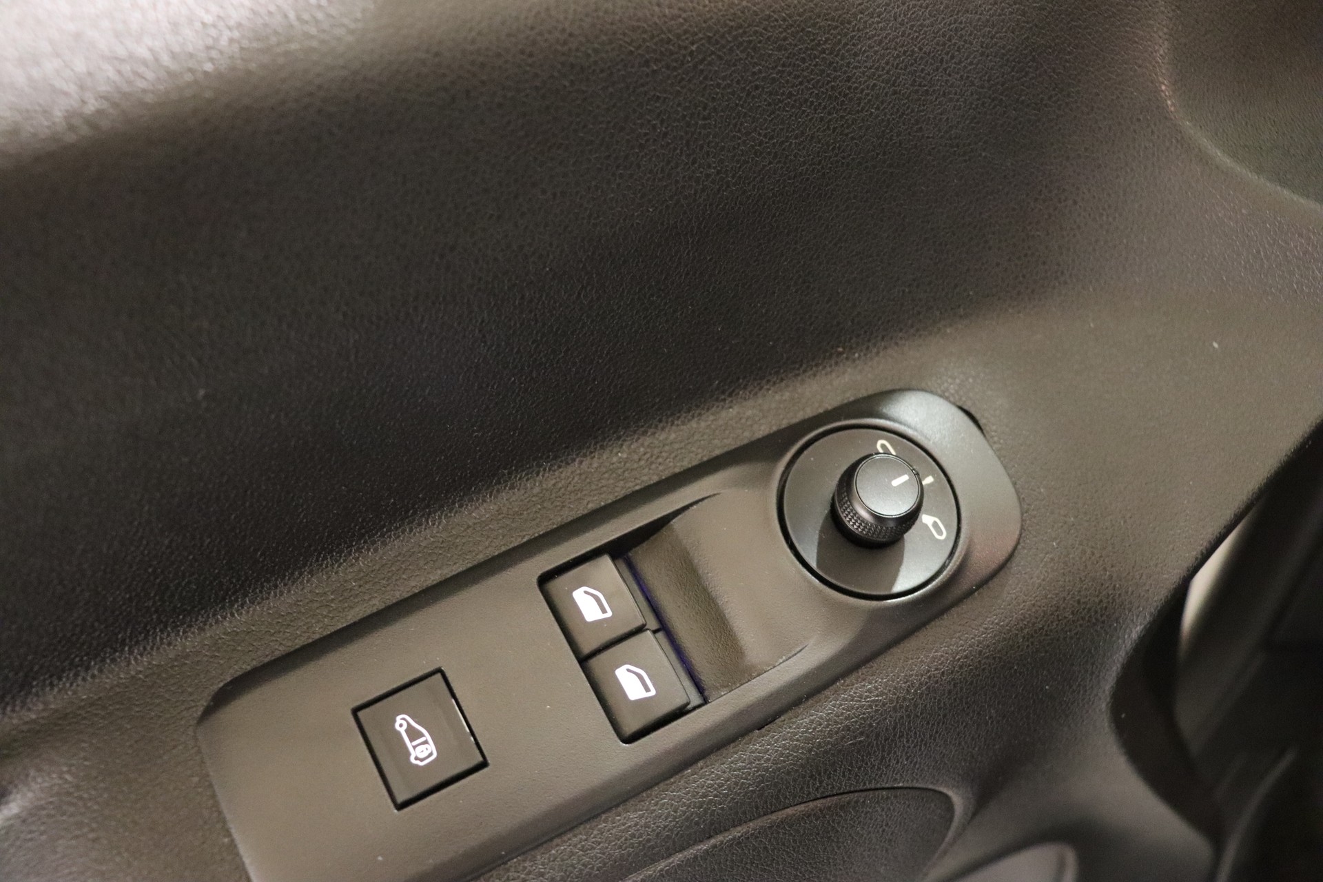 PEUGEOT Partner 1.6 Blue HDi Access 650kg-image-10