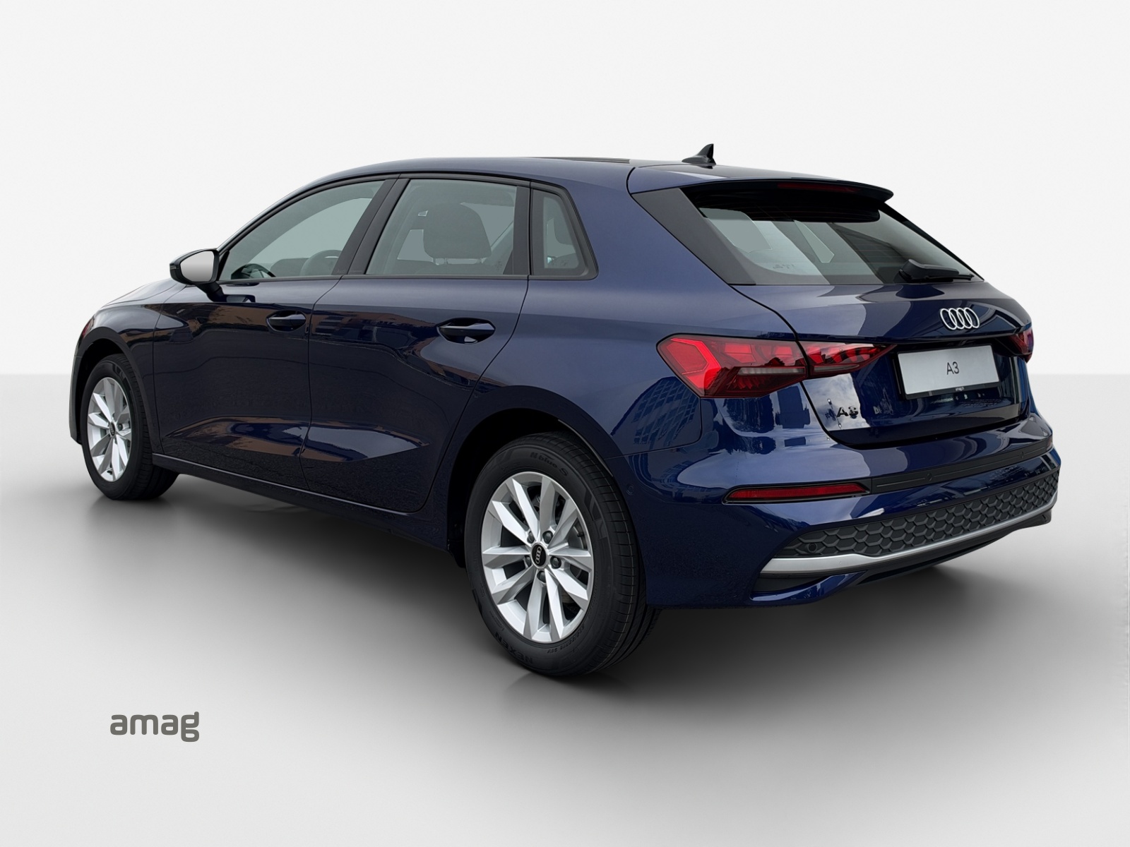 AUDI A3 Sportback TFSI 85 kW Ambition S-tronic-showroom-element-2
