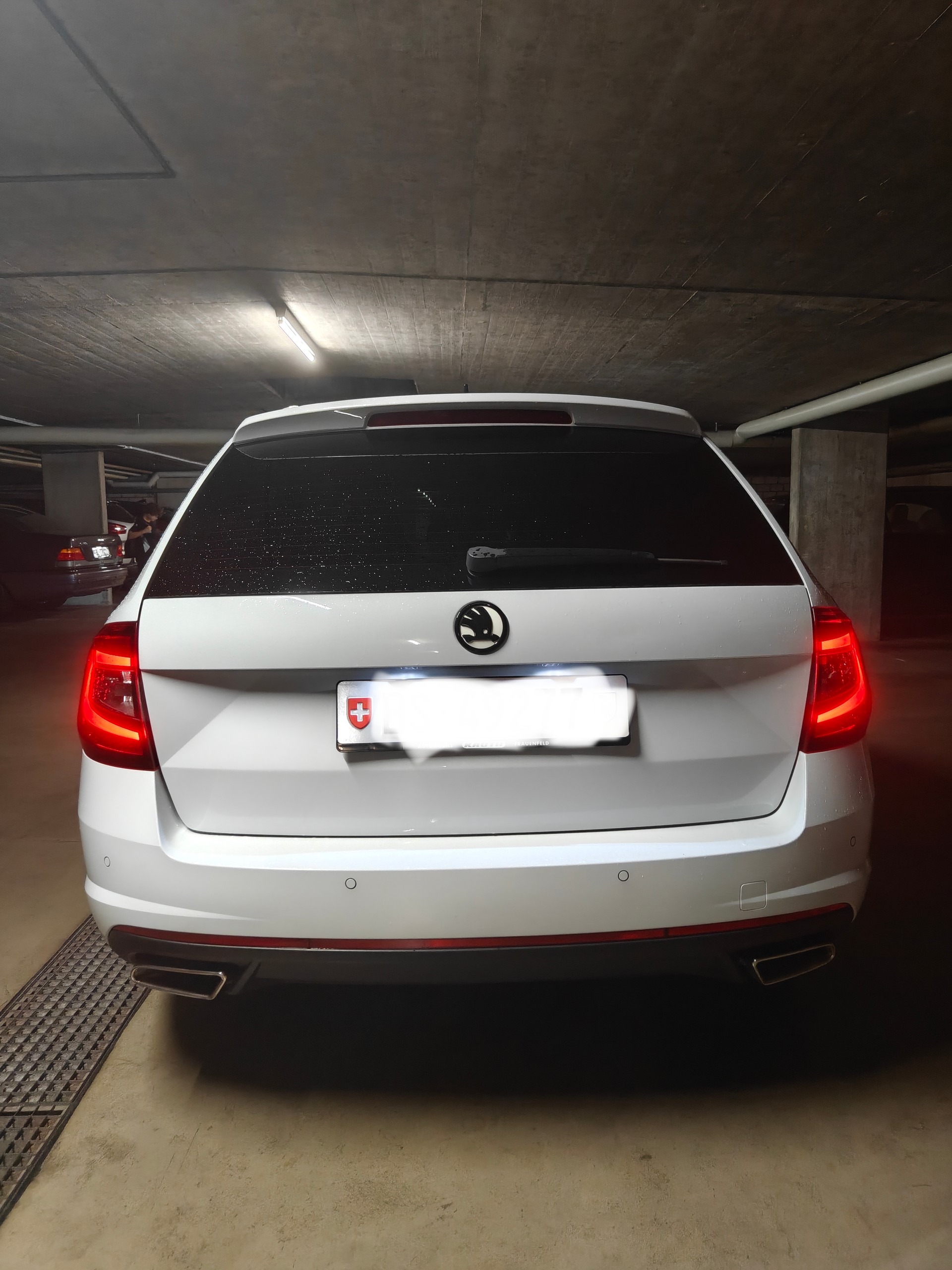 SKODA Octavia 2.0 TDI VRS-image-1