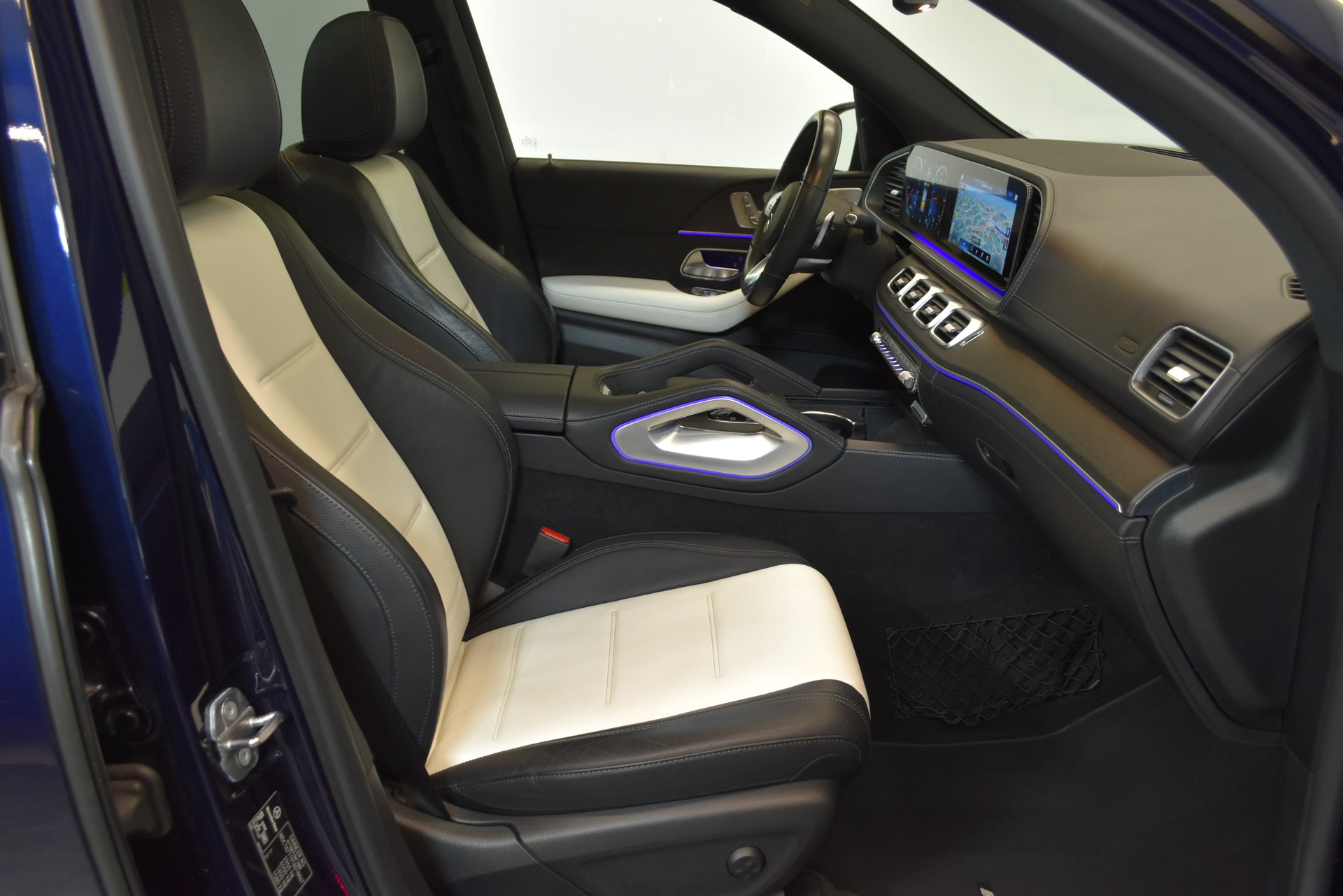 MERCEDES-BENZ GLE 300 d 4Matic AMG Line 9G-Tronic-image-2