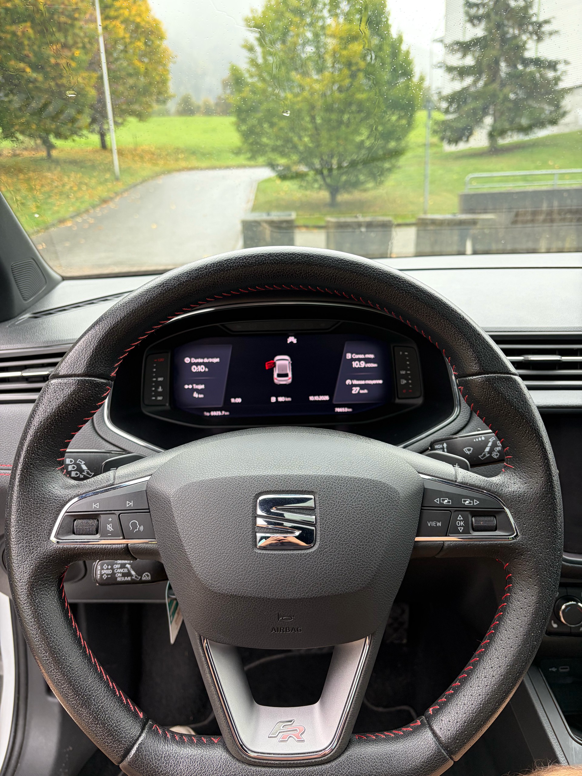 SEAT 1.0 TSI 110 Hola FR DSG-image-5