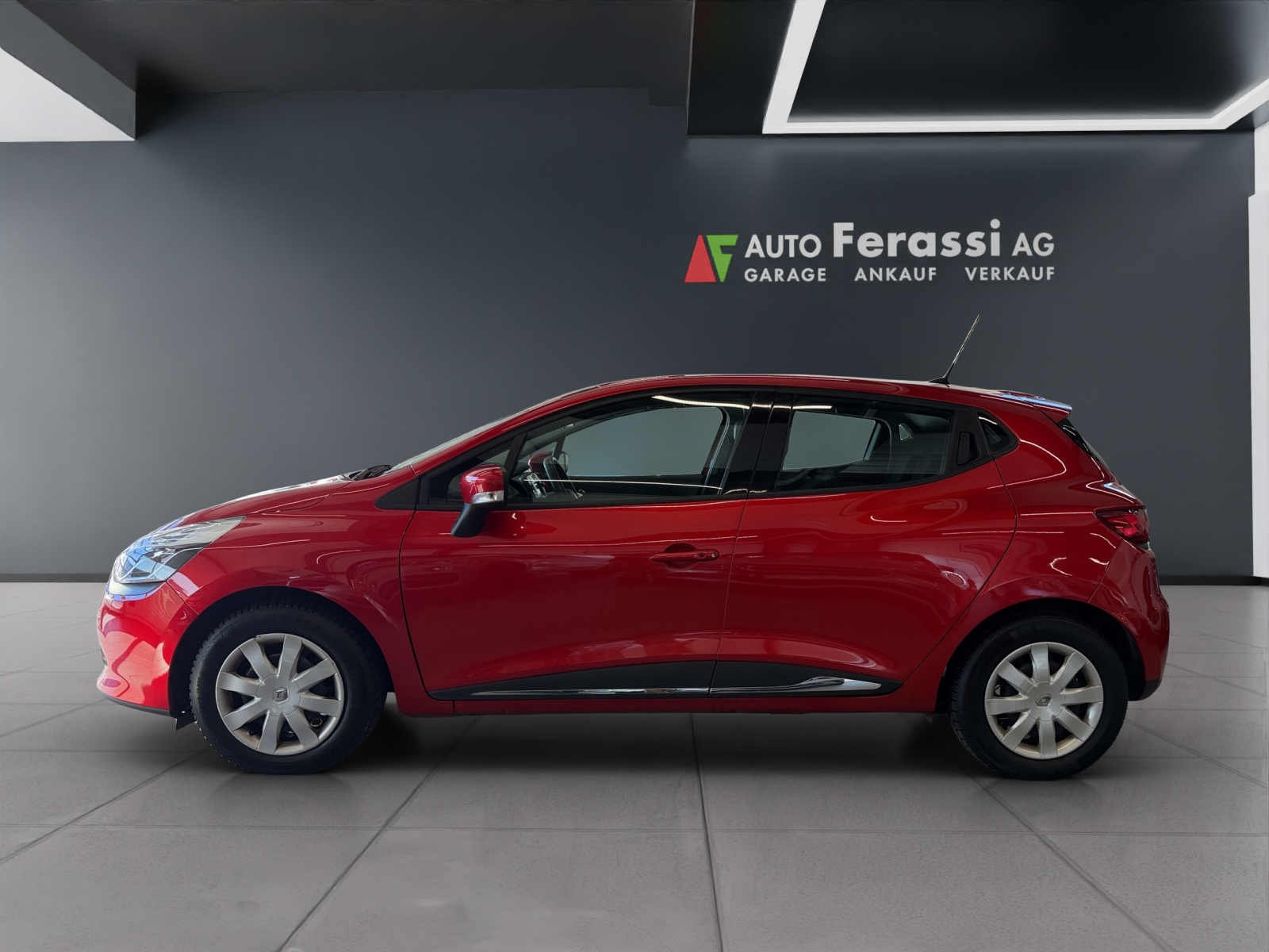 RENAULT Clio 0.9 12V Dynamique-image-1