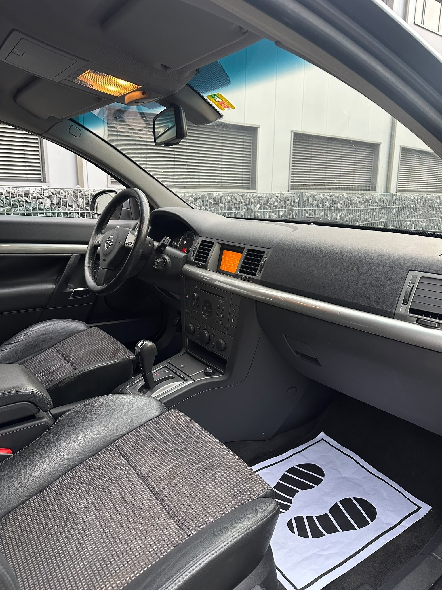 OPEL C 3.0 TD V6 GTS-image-10