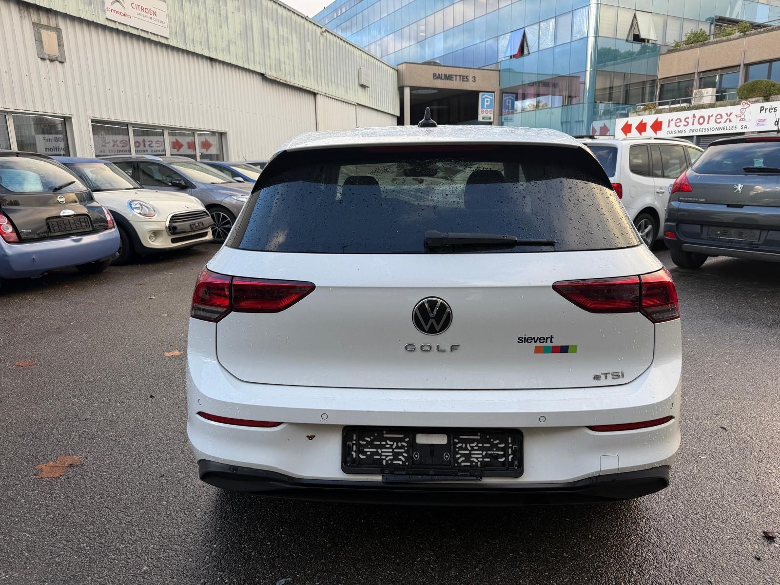 VW Golf Variant 1.5 eTSI mHEV Life-image-7