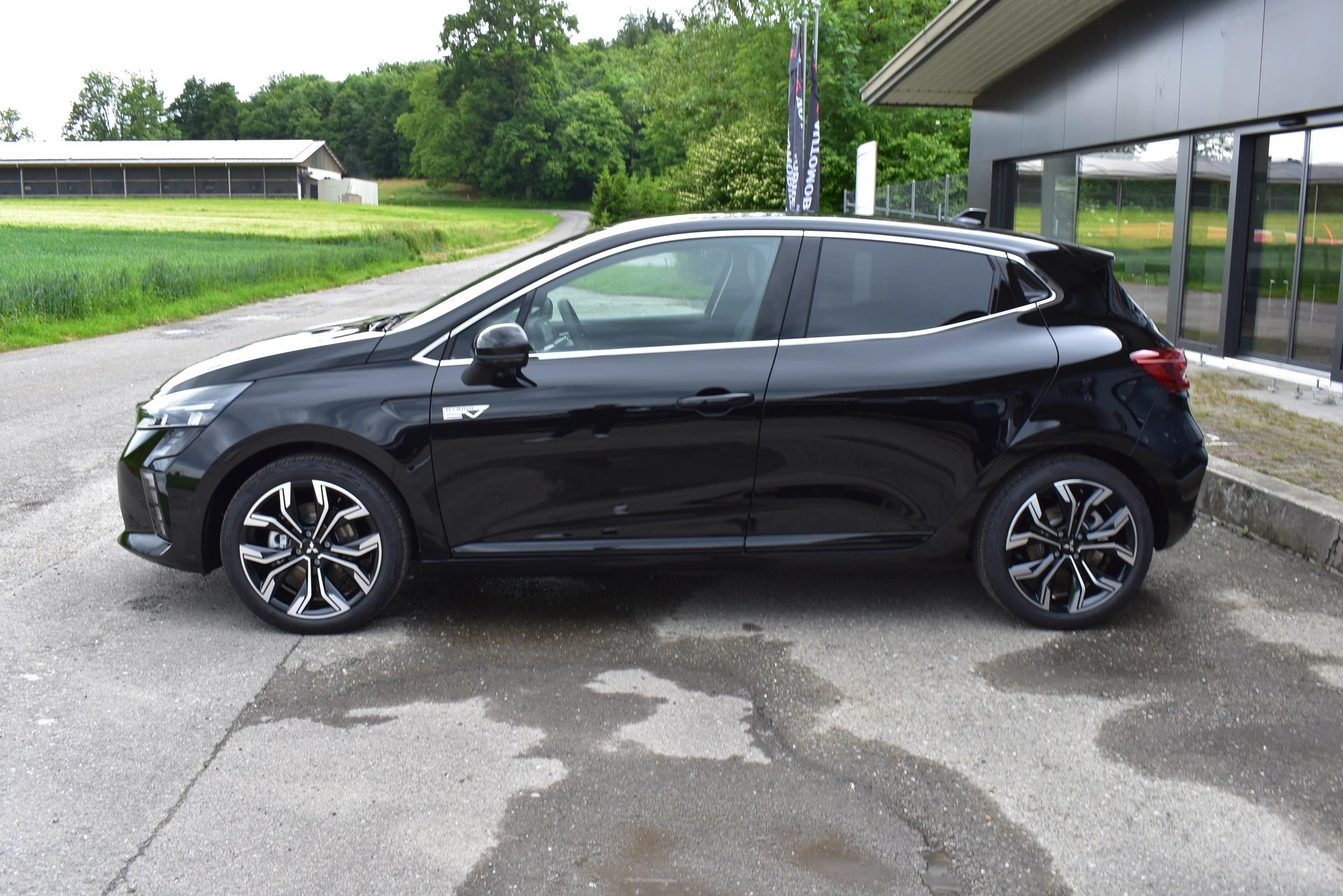 MITSUBISHI COLT 1.6 HEV Intense-image-7