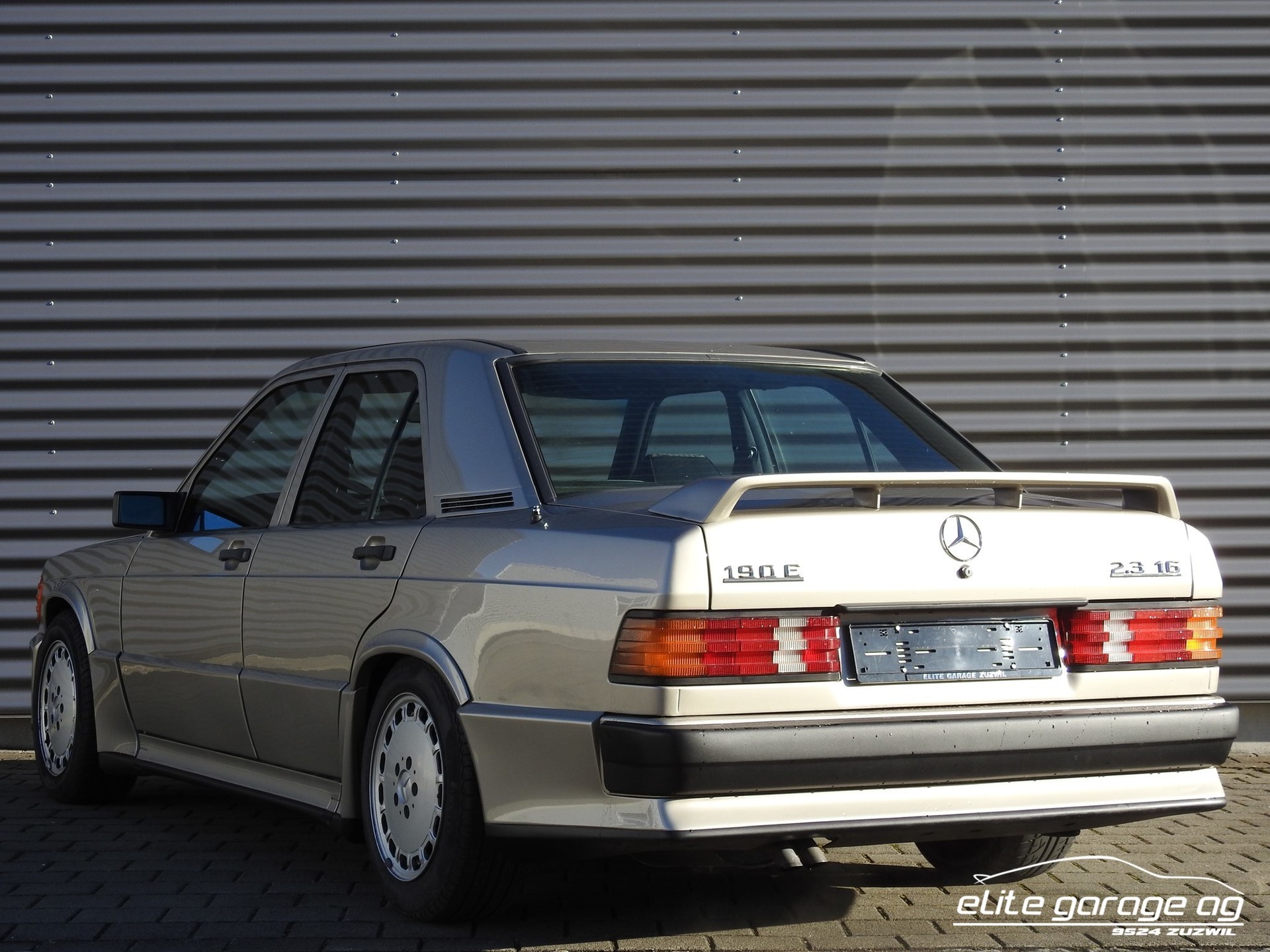 MERCEDES-BENZ 190 E 2.3-16-image-4