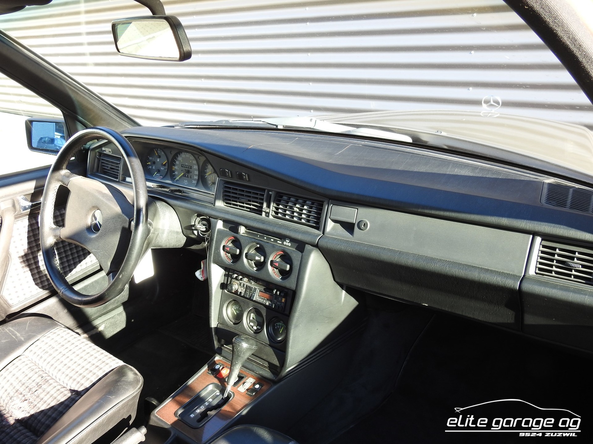 MERCEDES-BENZ 190 E 2.3-16-image-8