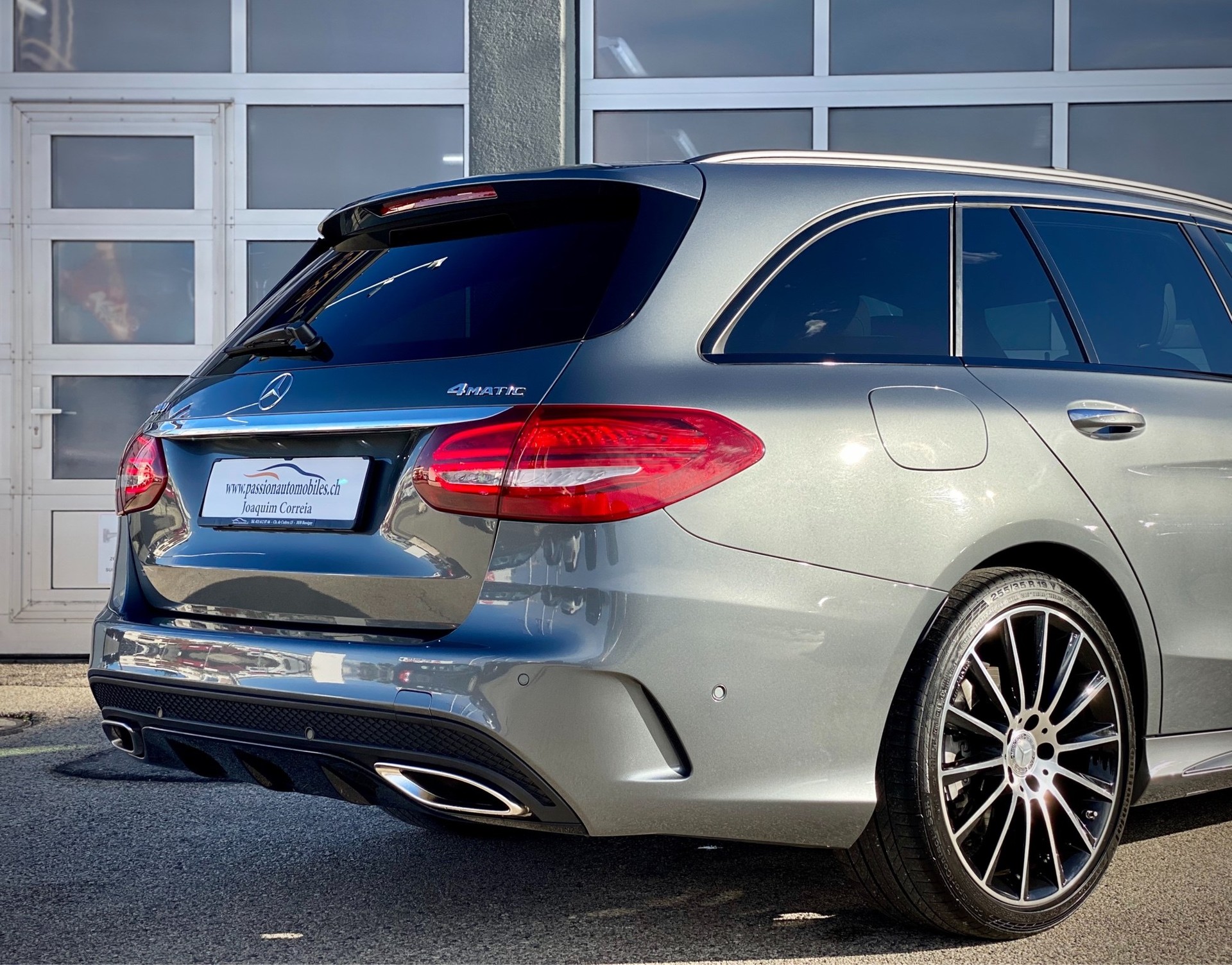 MERCEDES-BENZ C 400 AMG Line 4Matic 9G-Tronic - Véhicule Suisse (CH)-image-5