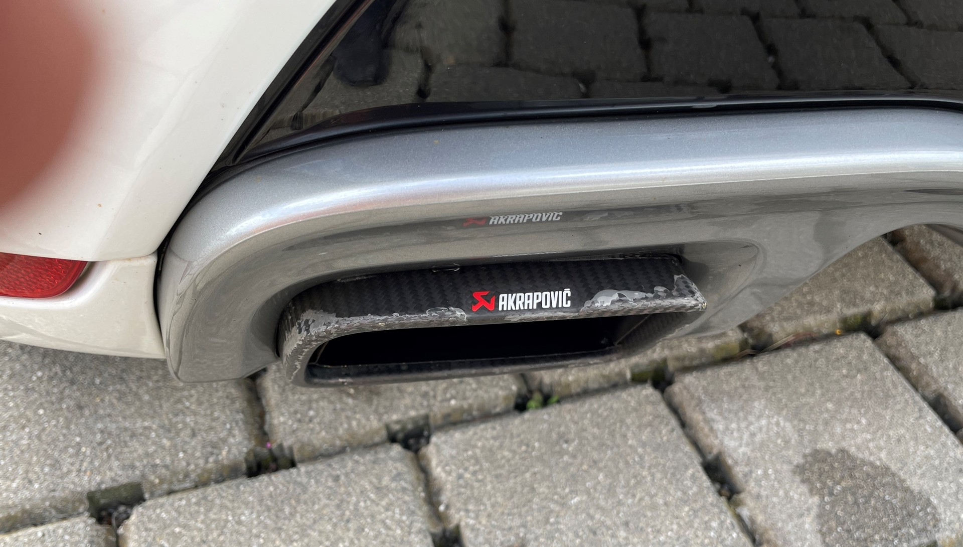 RENAULT Clio 1.6 T RS 220 Trophy EDC-image-8
