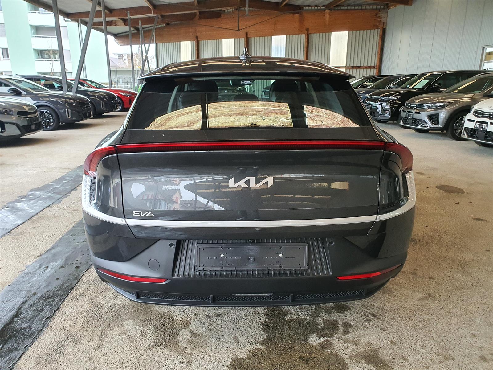 KIA EV6 77 kWh-image-3